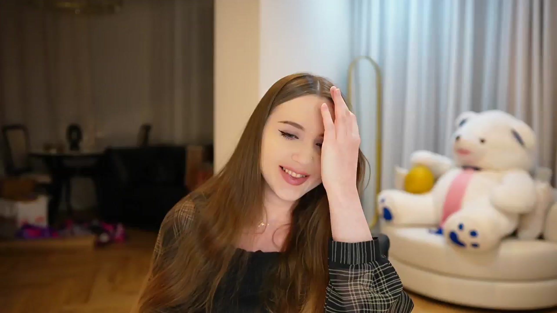 Gallery image thumbnail from Innocent_Soul's myfreecams stream on, 10/12/2024, 18:48 image 3 of 20