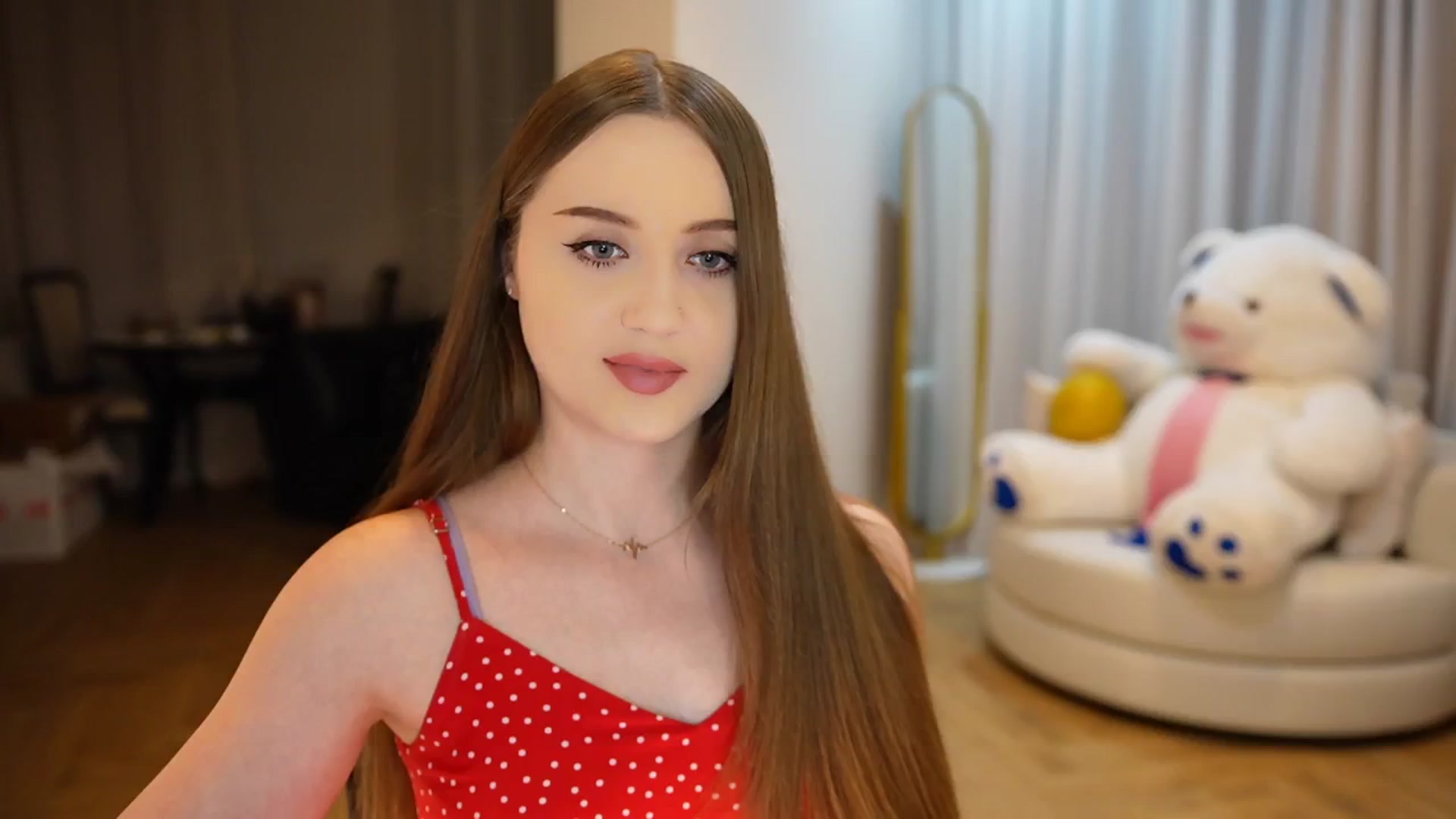 Gallery image thumbnail from Innocent_Soul's myfreecams stream on, 10/18/2024, 18:41 image 19 of 20