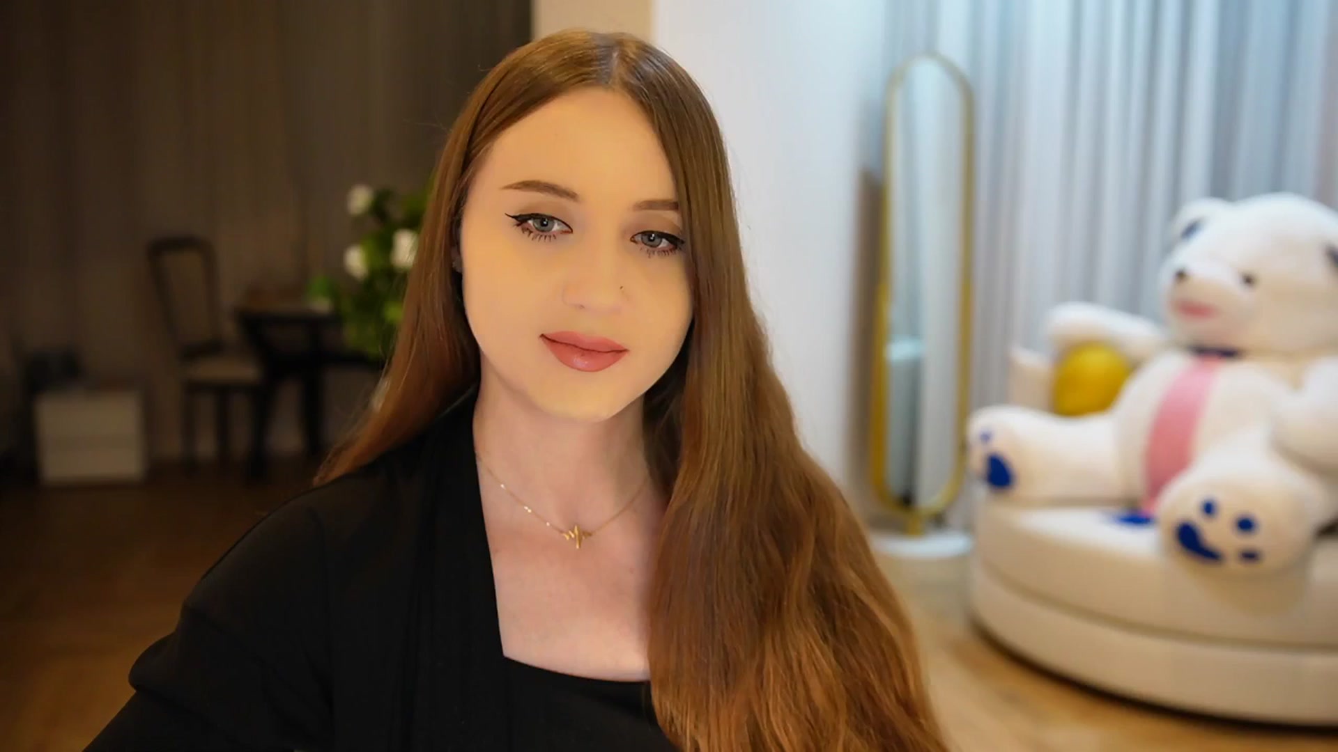 Gallery image thumbnail from Innocent_Soul's myfreecams stream on, 10/31/2024, 19:02 image 11 of 20