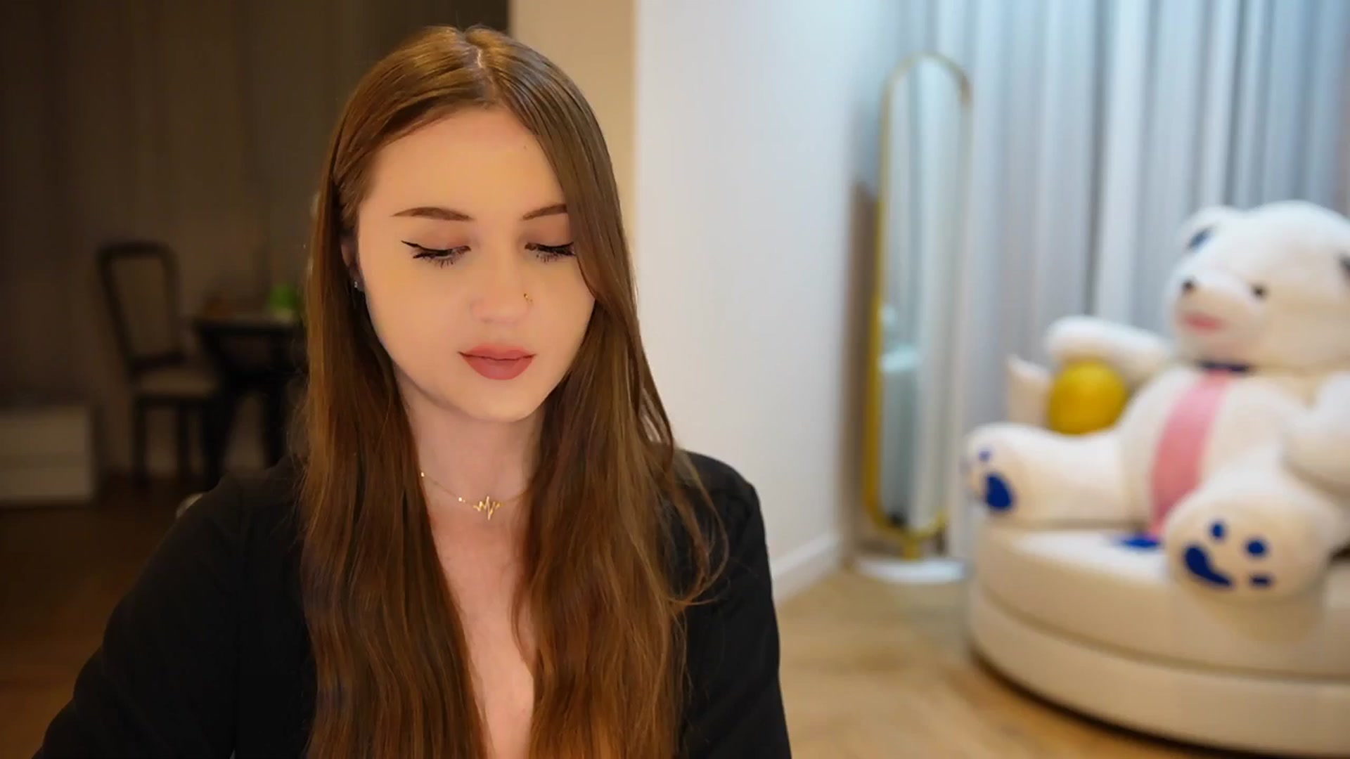 Gallery image thumbnail from Innocent_Soul's myfreecams stream on, 11/05/2024, 17:39 image 20 of 20