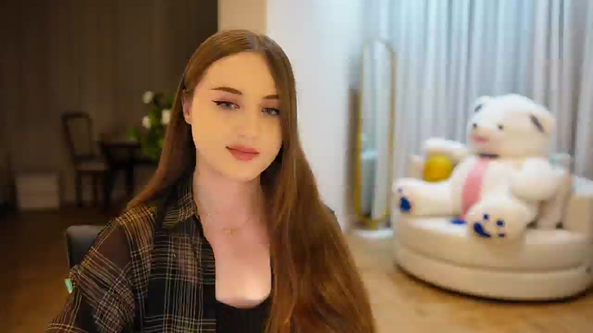 Gallery image thumbnail from Innocent_Soul's myfreecams stream on, 11/10/2024, 17:39 image 9 of 20