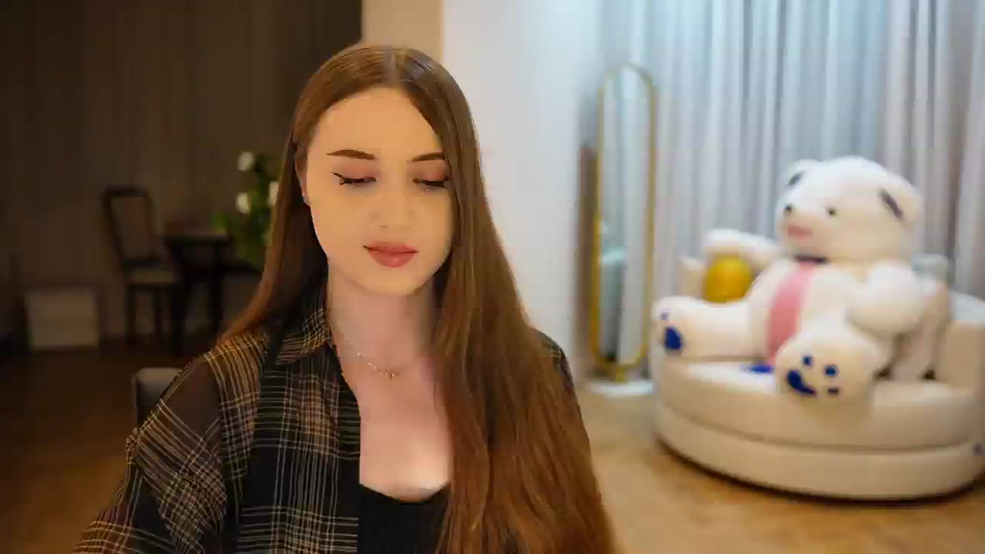 Gallery image thumbnail from Innocent_Soul's myfreecams stream on, 11/10/2024, 17:39 image 11 of 20