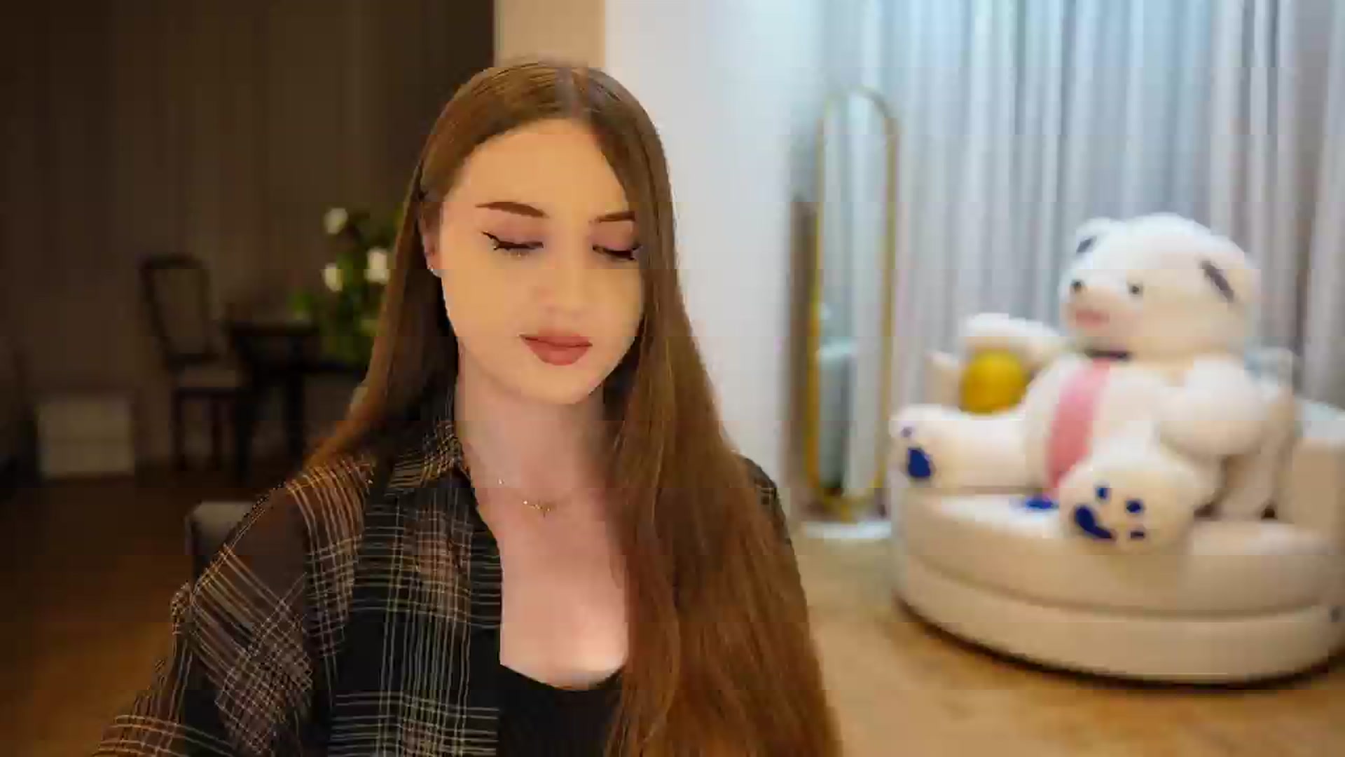 Gallery image thumbnail from Innocent_Soul's myfreecams stream on, 11/10/2024, 17:39 image 17 of 20