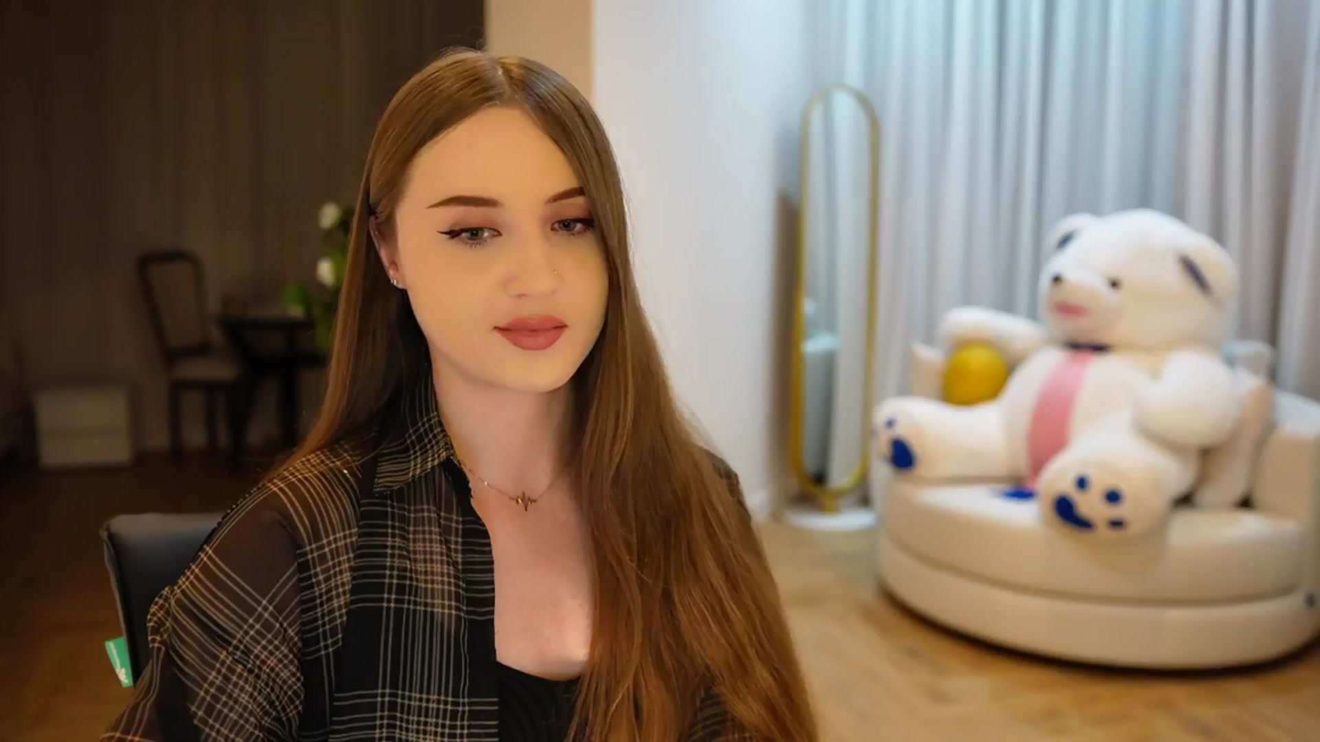 Gallery image thumbnail from Innocent_Soul's myfreecams stream on, 11/10/2024, 18:07 image 1 of 20