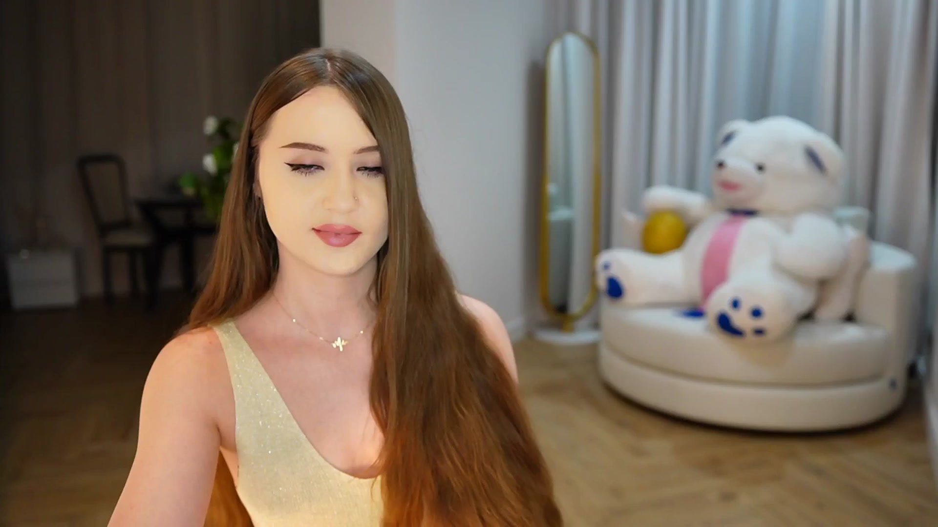 Gallery image thumbnail from Innocent_Soul's myfreecams stream on, 11/18/2024, 16:12 image 20 of 20