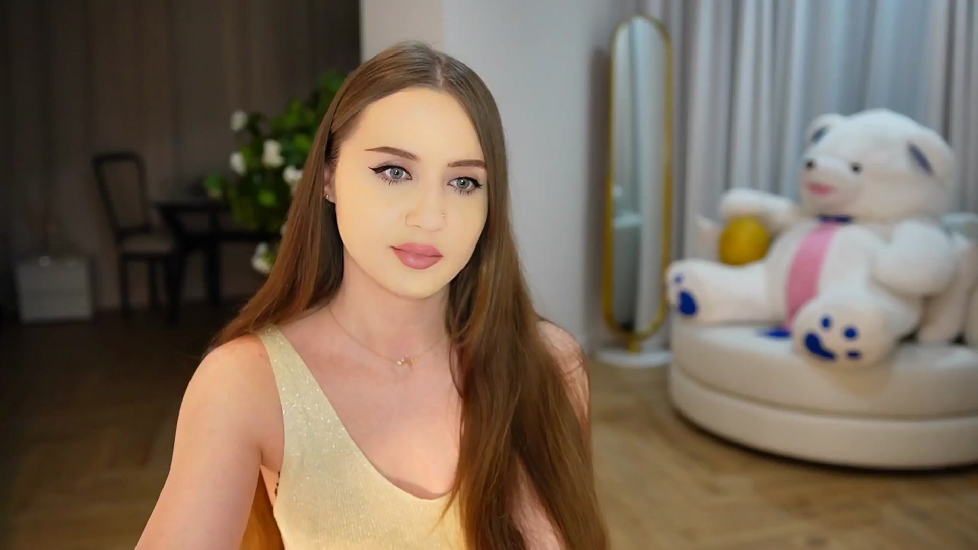 Gallery image thumbnail from Innocent_Soul's myfreecams stream on, 11/18/2024, 19:52 image 1 of 20