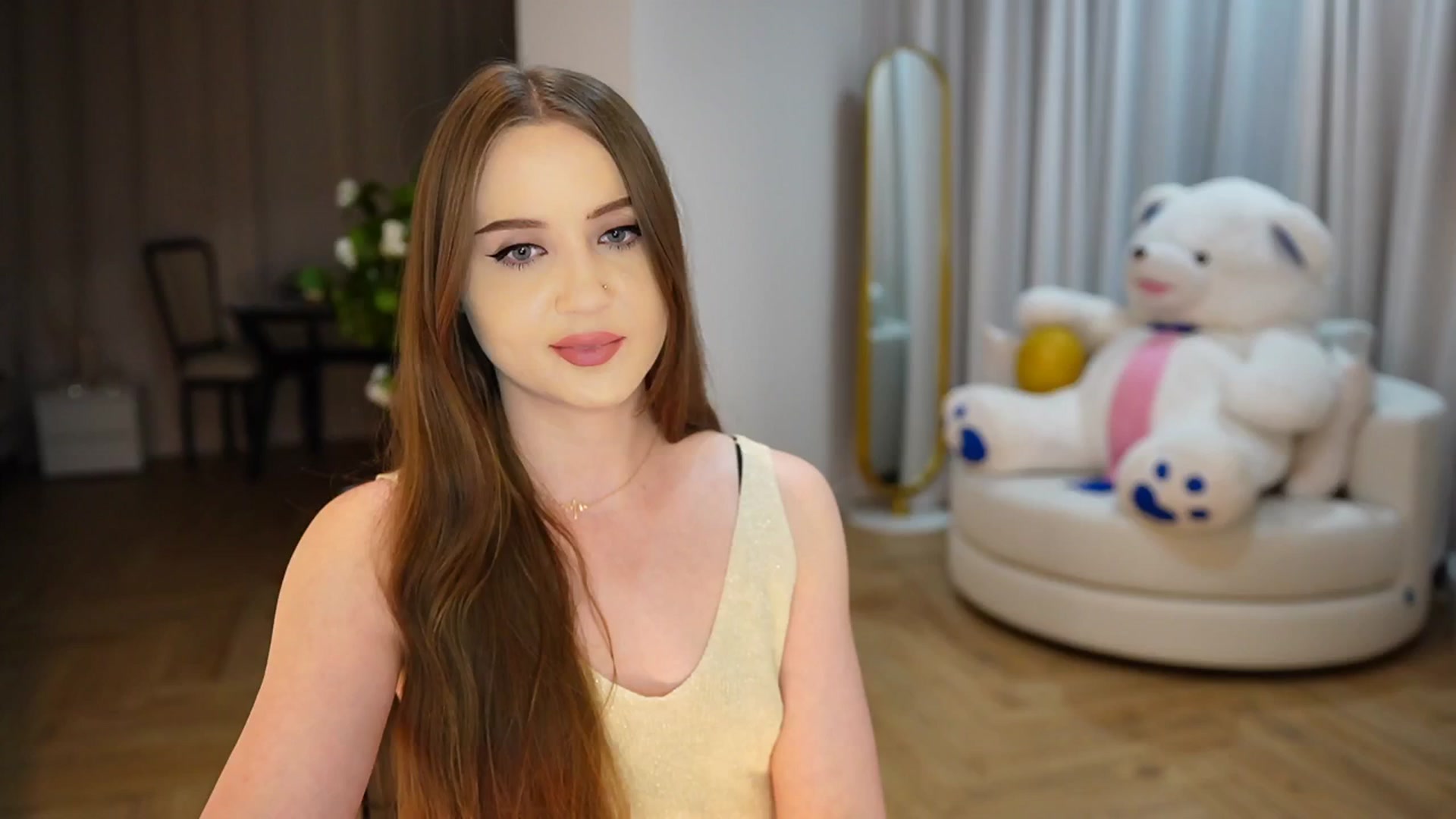 Gallery image thumbnail from Innocent_Soul's myfreecams stream on, 11/18/2024, 19:52 image 18 of 20