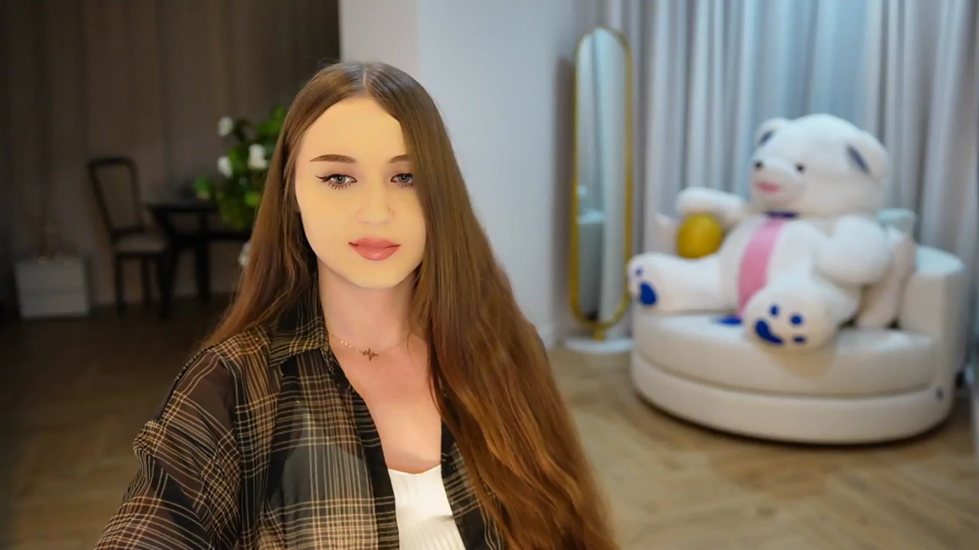 Gallery image thumbnail from Innocent_Soul's myfreecams stream on, 11/19/2024, 19:13 image 1 of 20