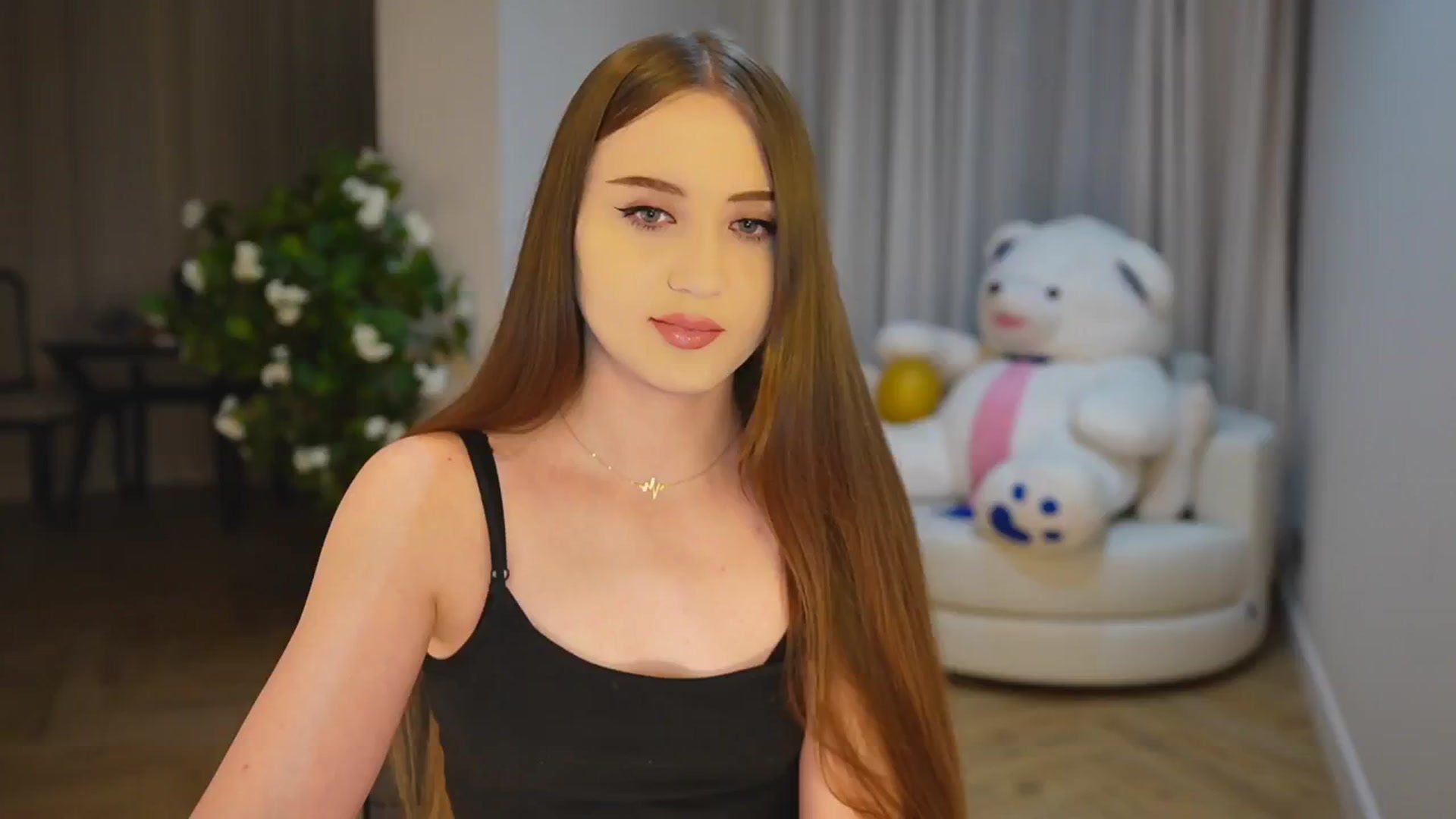 Gallery image thumbnail from Innocent_Soul's myfreecams stream on, 11/20/2024, 15:03 image 15 of 20