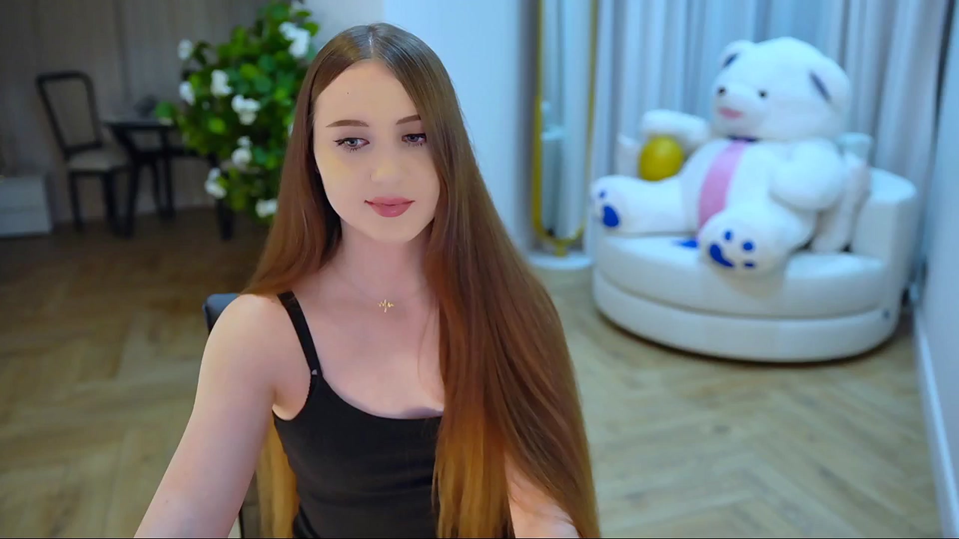 Gallery image thumbnail from Innocent_Soul's myfreecams stream on, 11/20/2024, 19:59 image 11 of 20