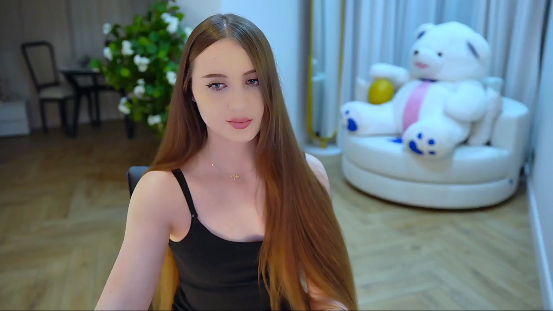 Gallery image thumbnail from Innocent_Soul's myfreecams stream on, 11/20/2024, 19:59 image 1 of 20