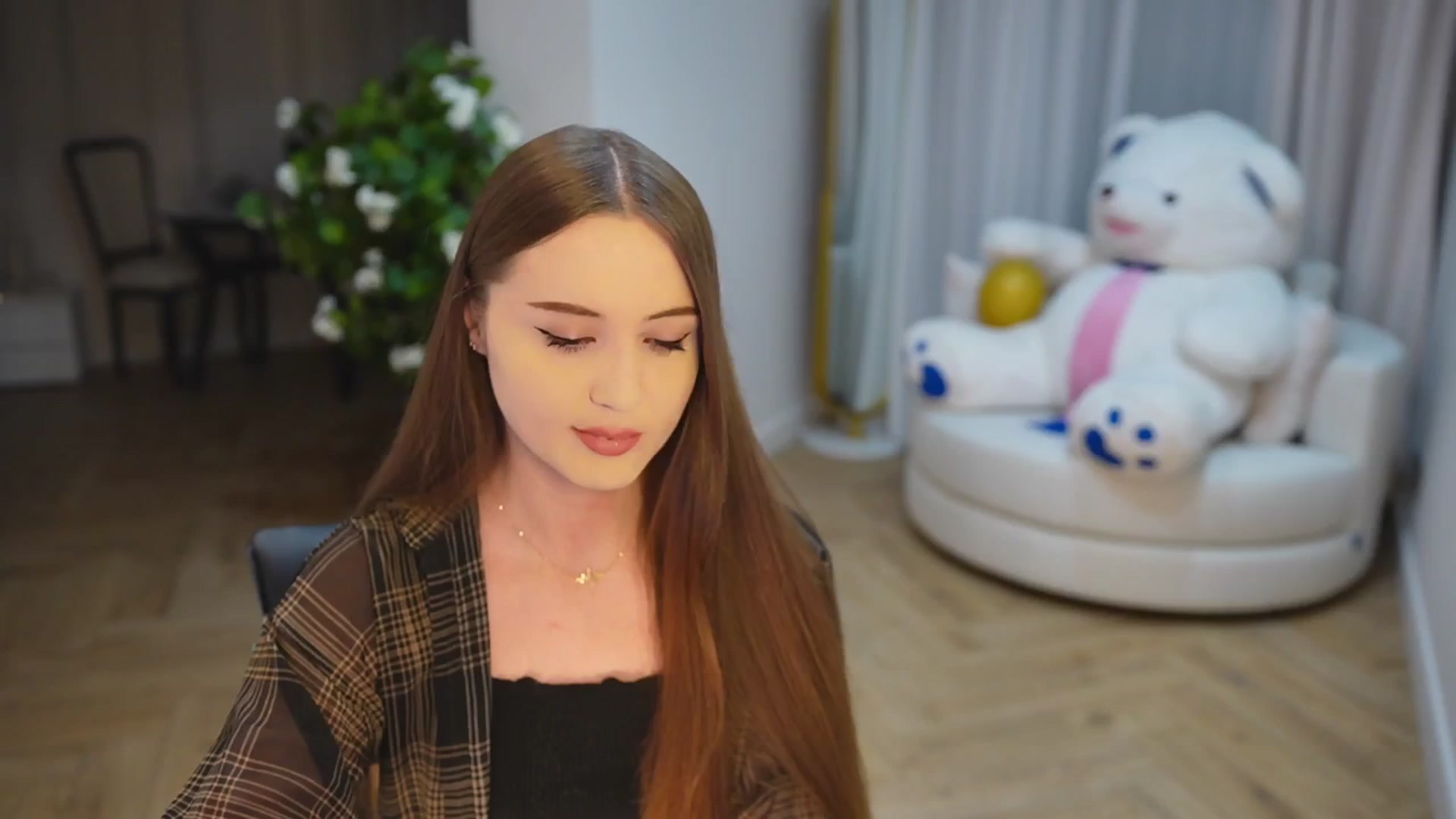 Gallery image thumbnail from Innocent_Soul's myfreecams stream on, 11/24/2024, 16:17 image 20 of 20