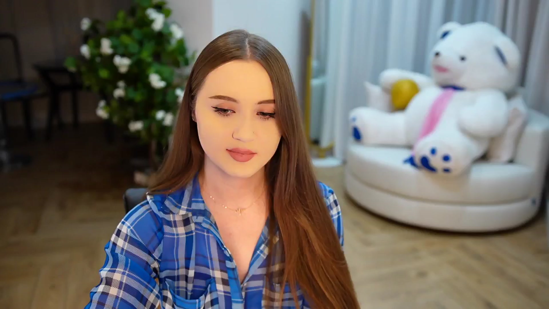 Gallery image thumbnail from Innocent_Soul's myfreecams stream on, 11/29/2024, 19:55 image 2 of 20