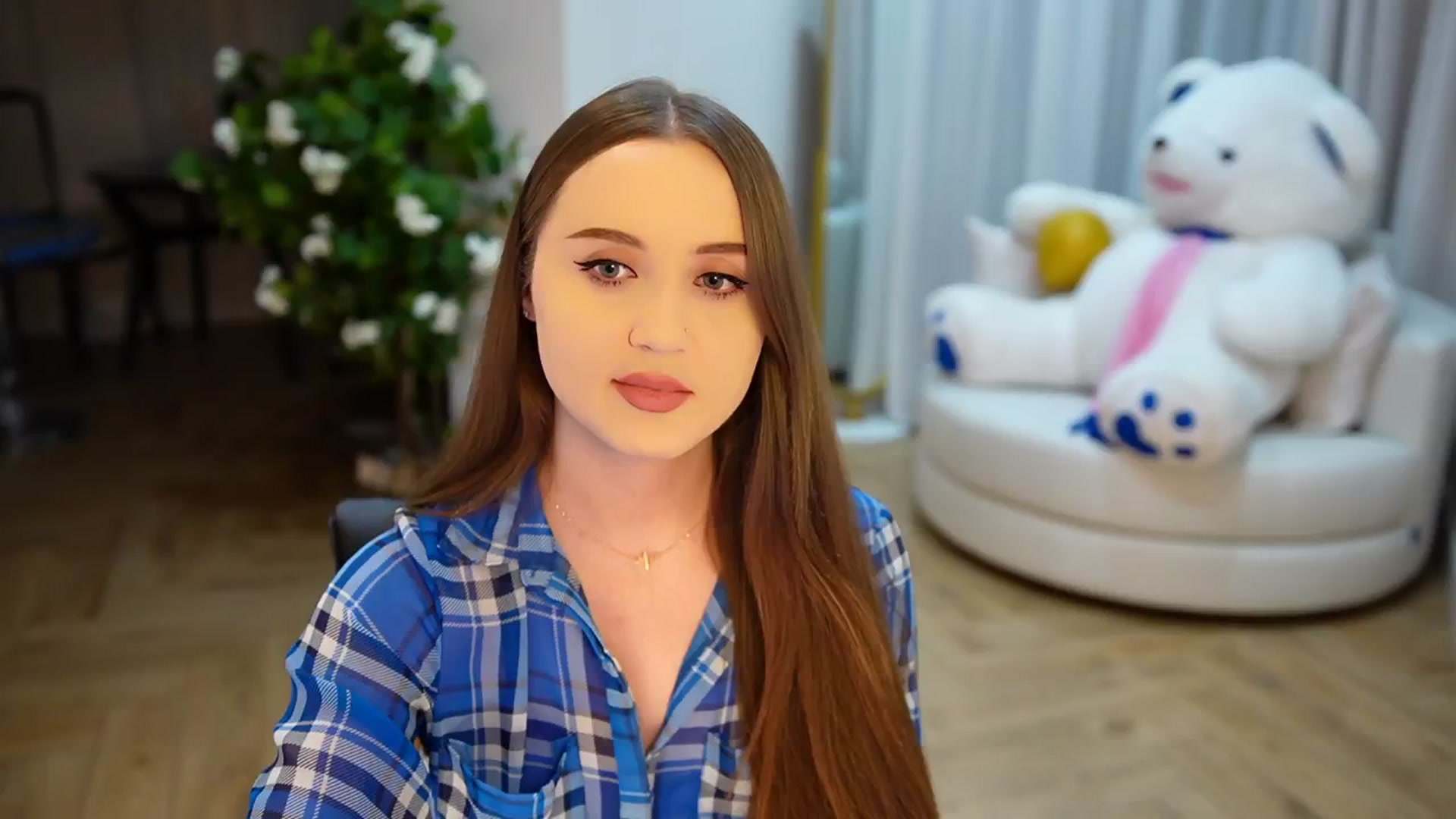 Gallery image thumbnail from Innocent_Soul's myfreecams stream on, 11/29/2024, 19:55 image 5 of 20