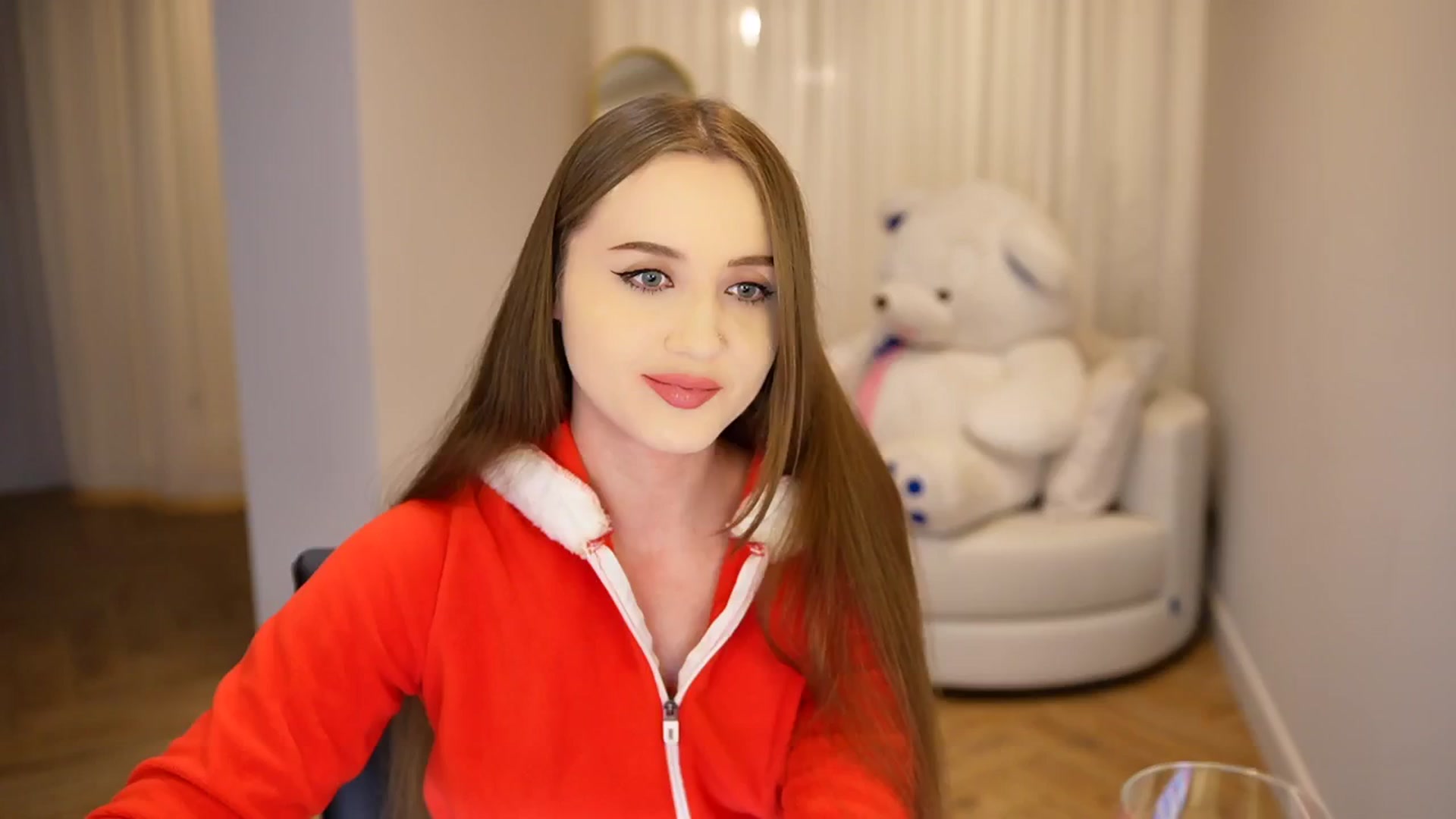 Gallery image thumbnail from Innocent_Soul's myfreecams stream on, 12/31/2024, 20:15 image 4 of 20