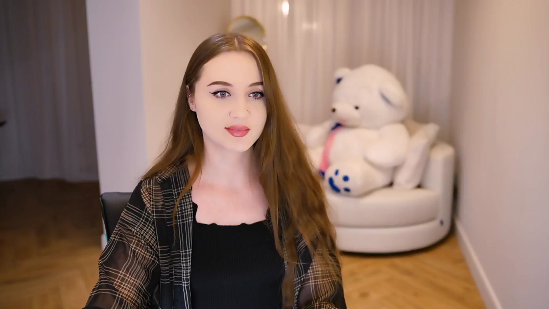 Gallery image thumbnail from Innocent_Soul's myfreecams stream on, 01/04/2025, 17:18 image 20 of 20