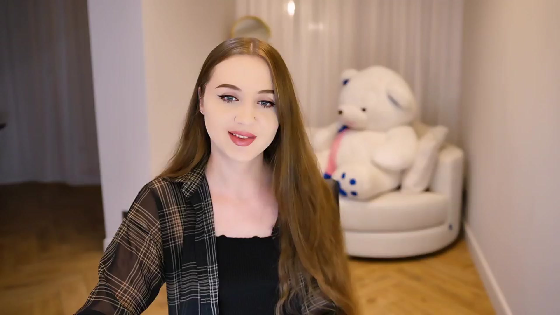 Gallery image thumbnail from Innocent_Soul's myfreecams stream on, 01/04/2025, 17:18 image 13 of 20