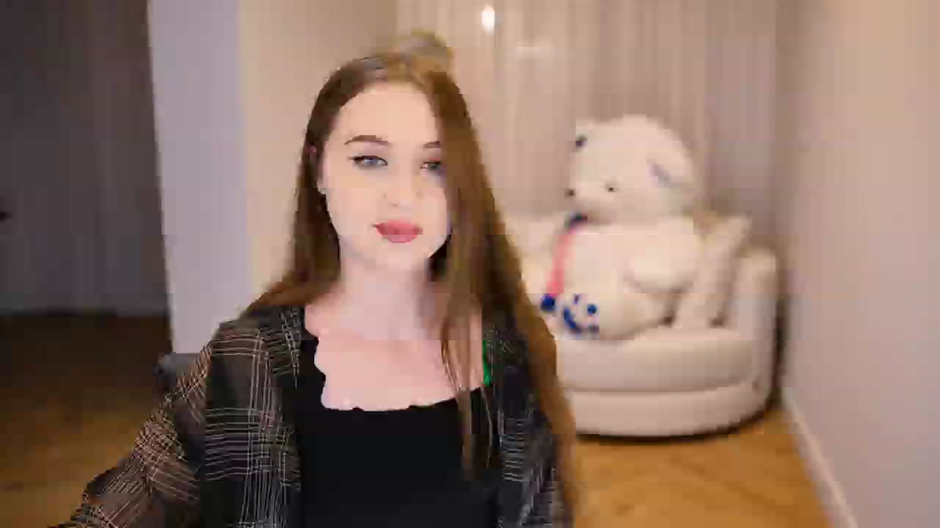 Gallery image thumbnail from Innocent_Soul's myfreecams stream on, 01/04/2025, 19:32 image 14 of 20