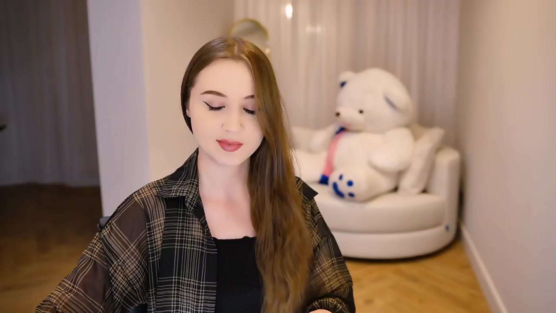 Gallery image thumbnail from Innocent_Soul's myfreecams stream on, 01/04/2025, 19:32 image 11 of 20