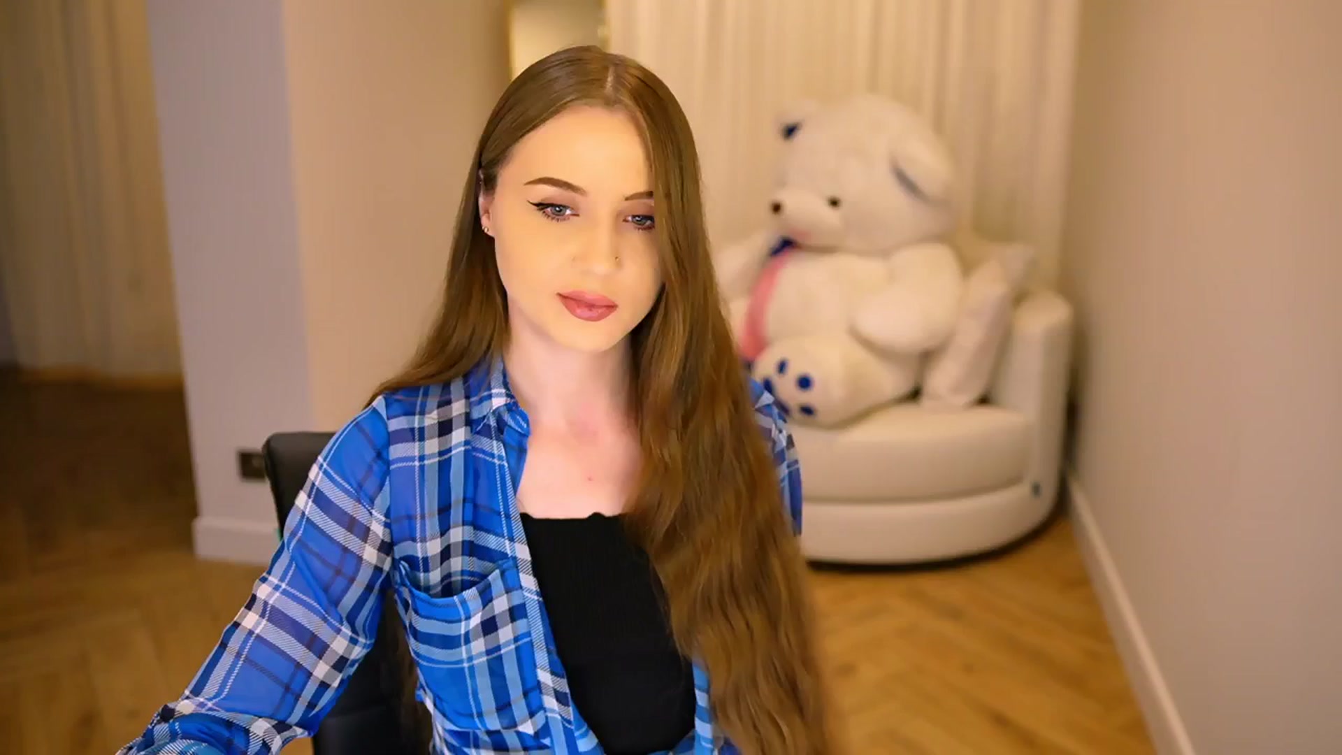 Gallery image thumbnail from Innocent_Soul's myfreecams stream on, 01/08/2025, 18:44 image 16 of 20