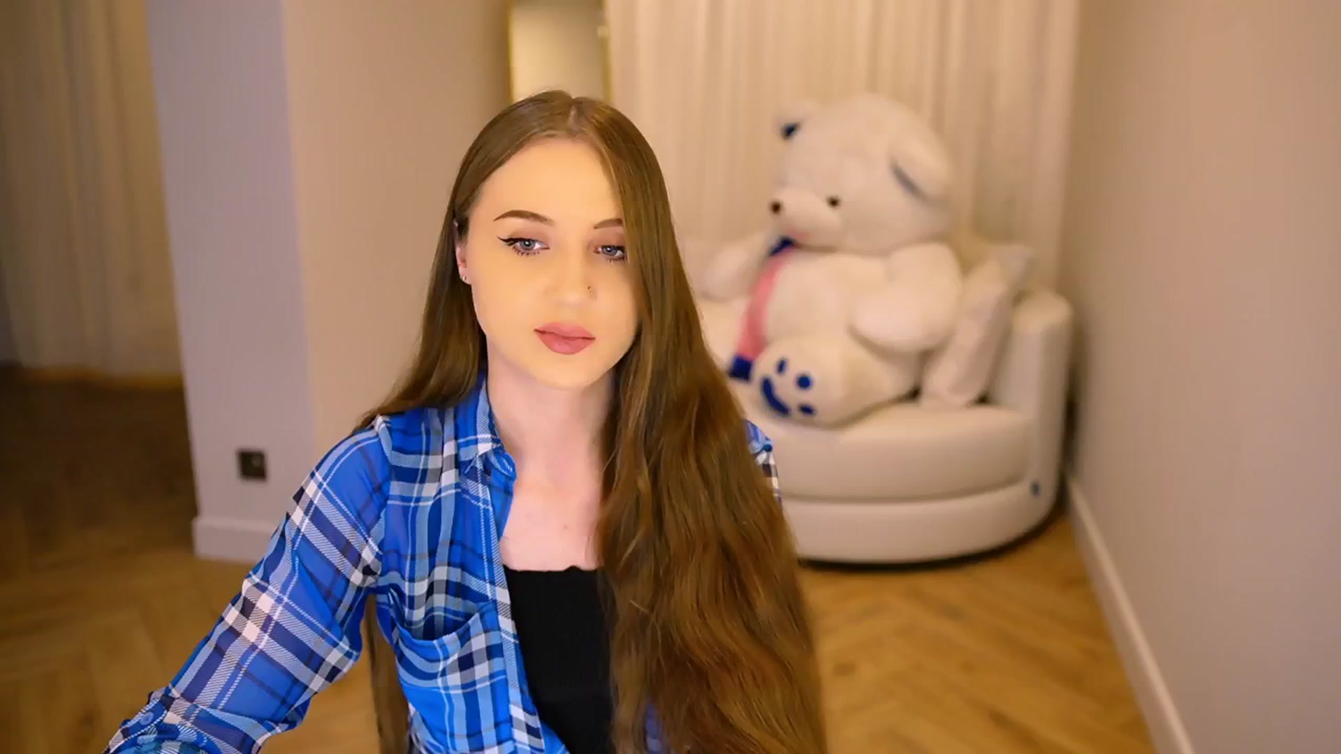 Gallery image thumbnail from Innocent_Soul's myfreecams stream on, 01/08/2025, 18:58 image 12 of 20