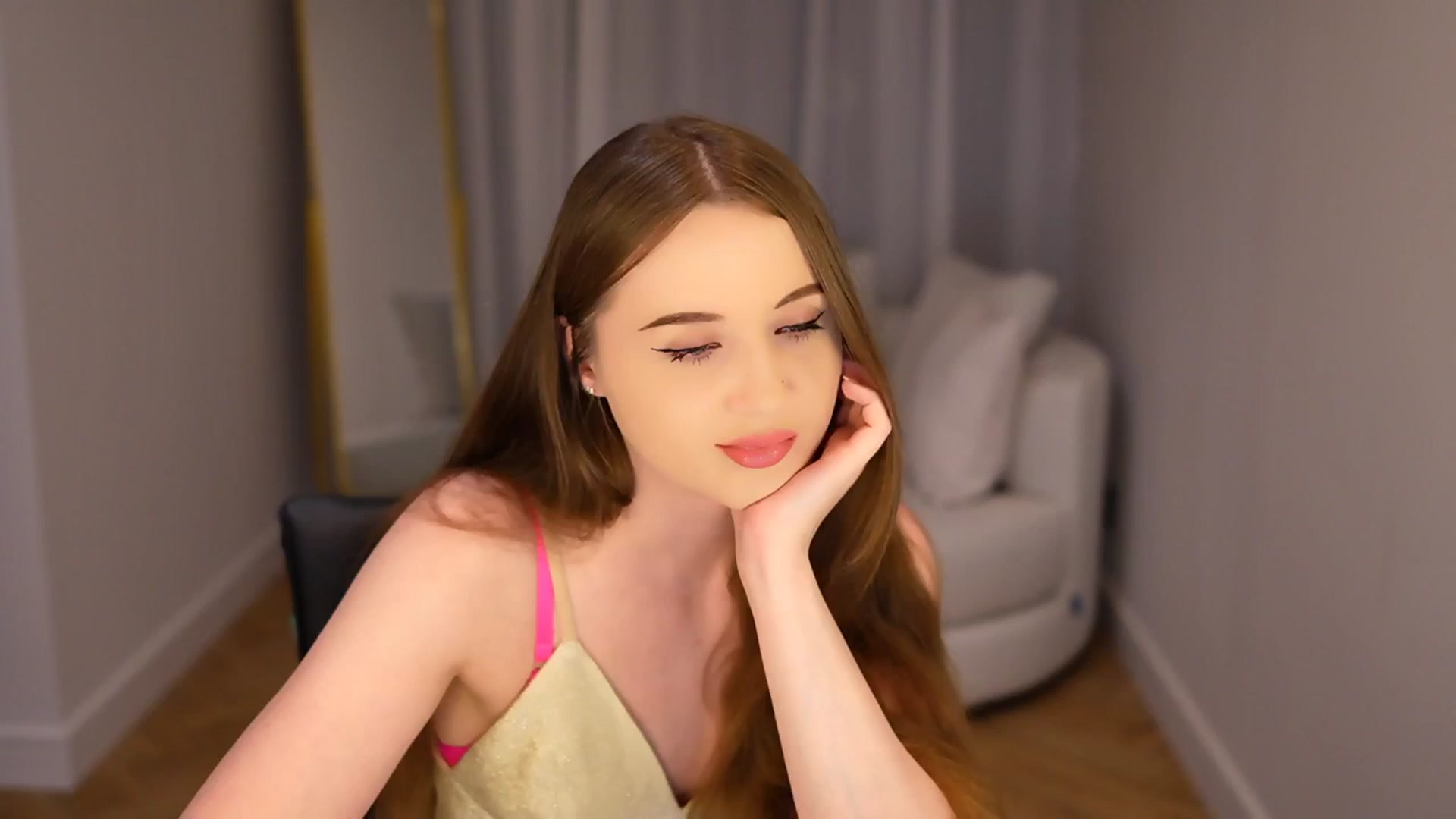 Gallery image thumbnail from Innocent_Soul's myfreecams stream on, 01/09/2025, 18:13 image 3 of 20