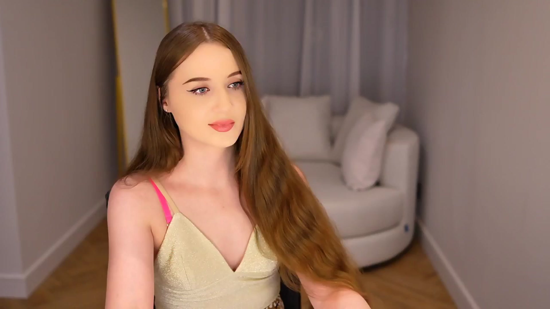 Gallery image thumbnail from Innocent_Soul's myfreecams stream on, 01/09/2025, 18:13 image 8 of 20