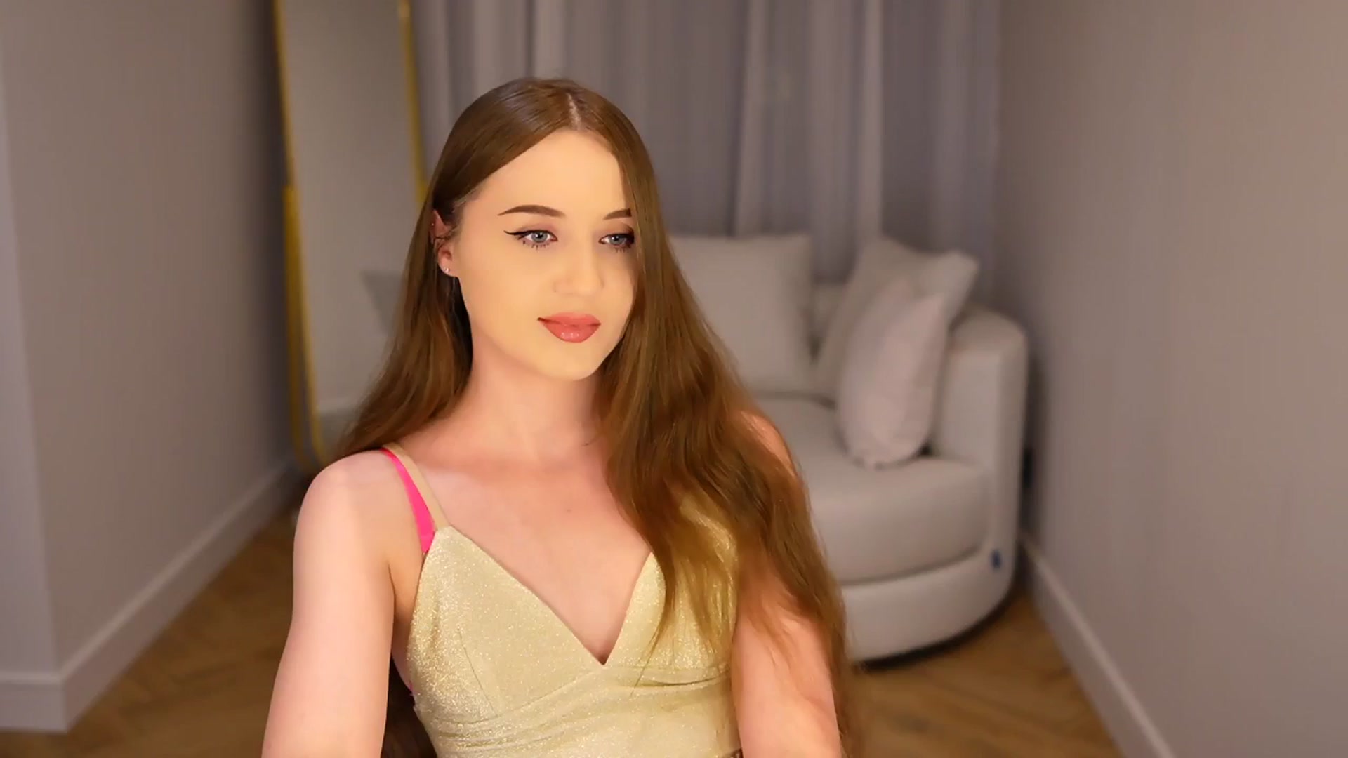 Gallery image thumbnail from Innocent_Soul's myfreecams stream on, 01/09/2025, 19:03 image 3 of 20