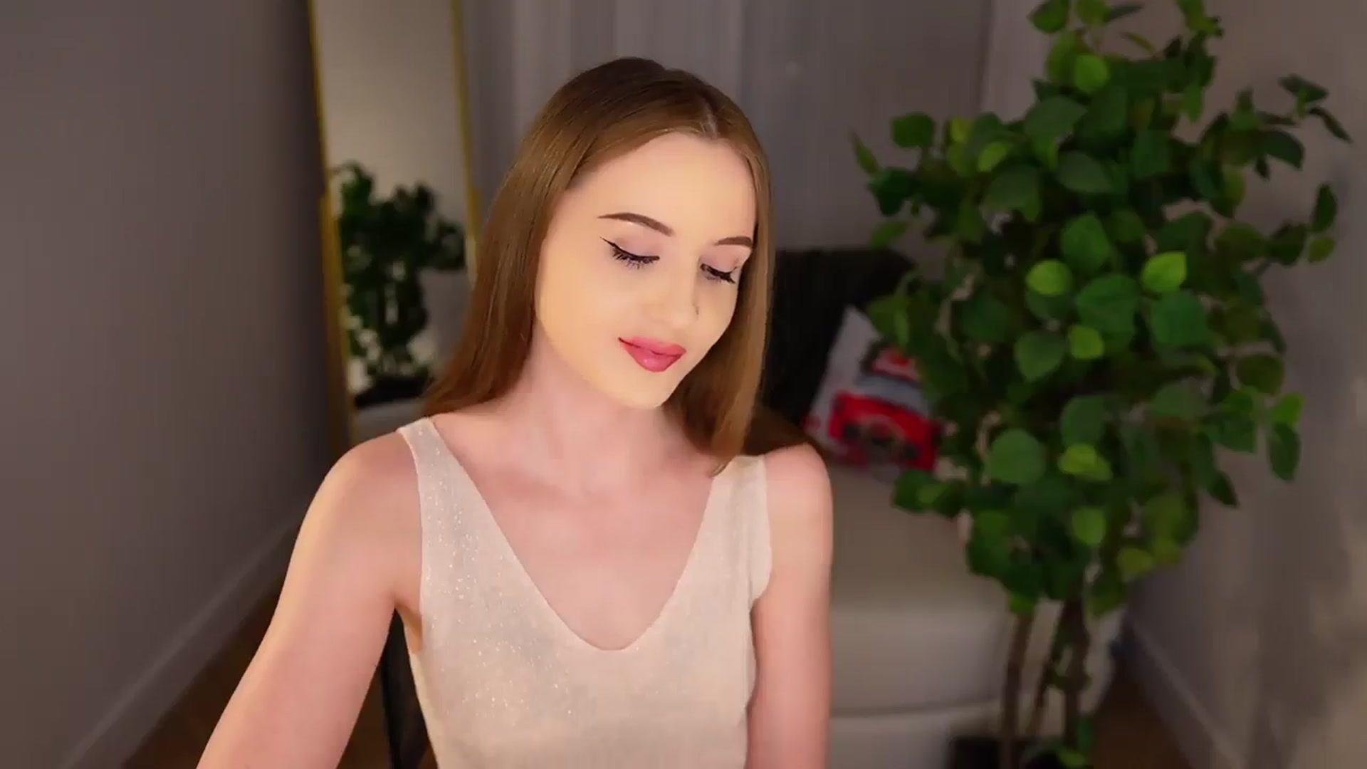 Gallery image thumbnail from Innocent_Soul's myfreecams stream on, 01/14/2025, 20:54 image 15 of 20