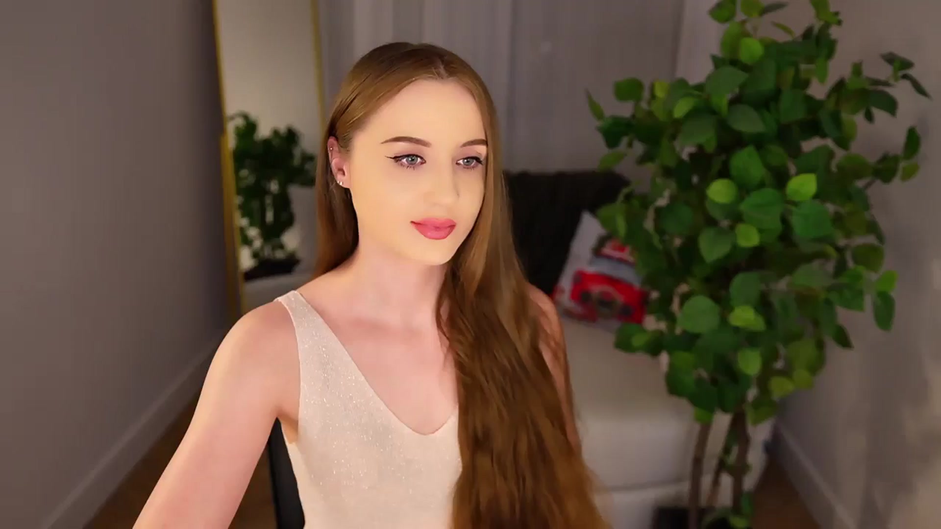 Gallery image thumbnail from Innocent_Soul's myfreecams stream on, 01/14/2025, 20:54 image 16 of 20