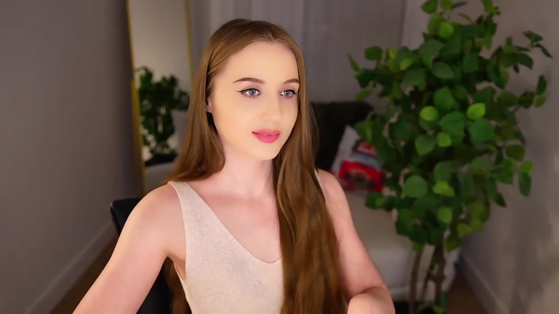 Gallery image thumbnail from Innocent_Soul's myfreecams stream on, 01/14/2025, 22:13 image 9 of 20