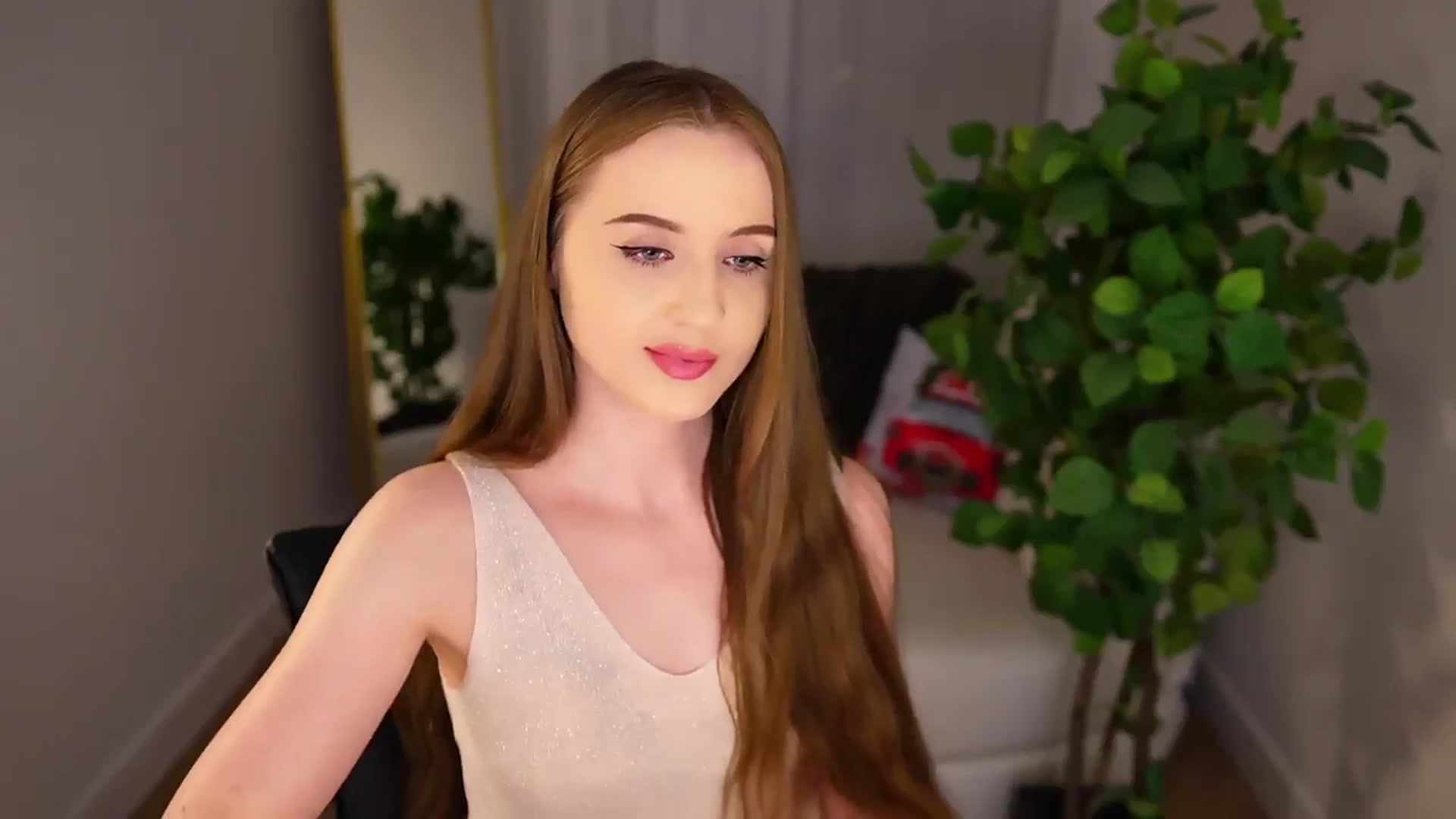 Gallery image thumbnail from Innocent_Soul's myfreecams stream on, 01/14/2025, 22:13 image 18 of 20