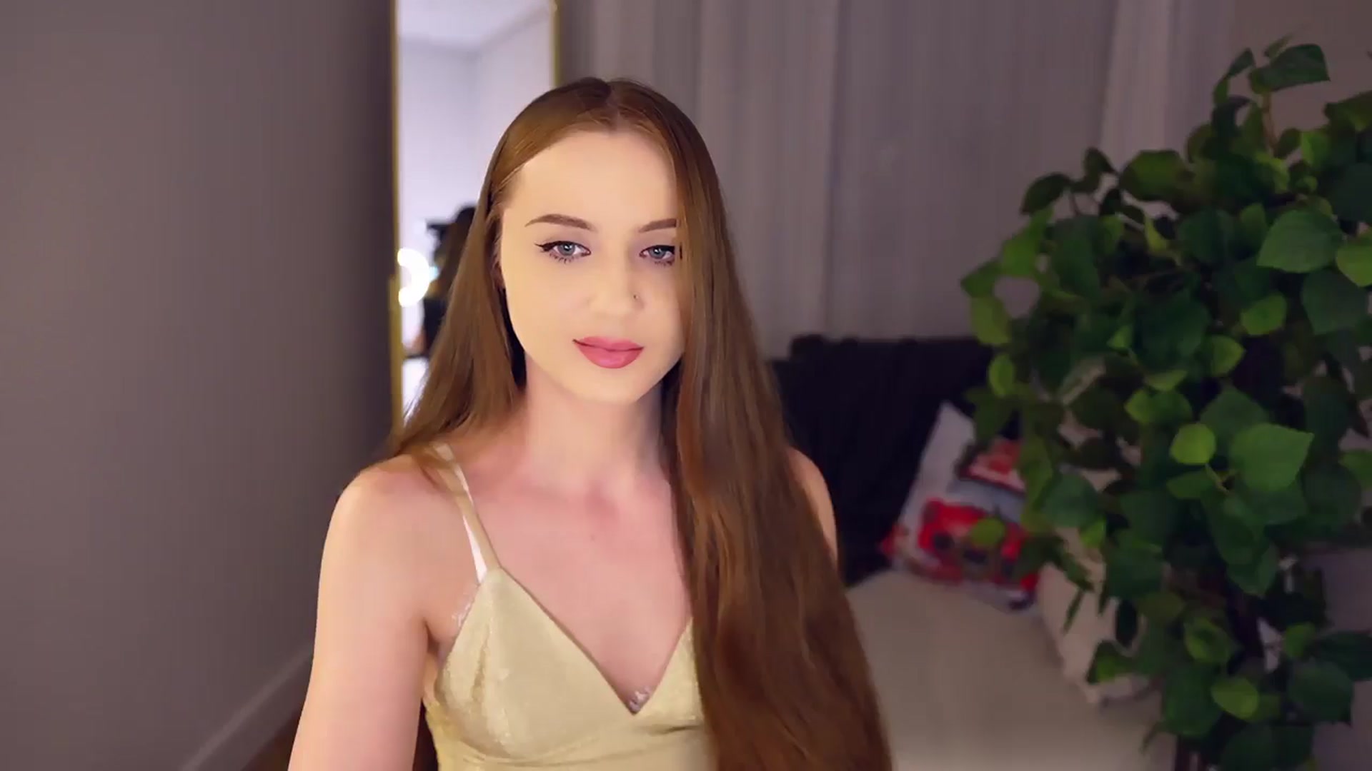 Gallery image thumbnail from Innocent_Soul's myfreecams stream on, 01/16/2025, 20:20 image 10 of 20