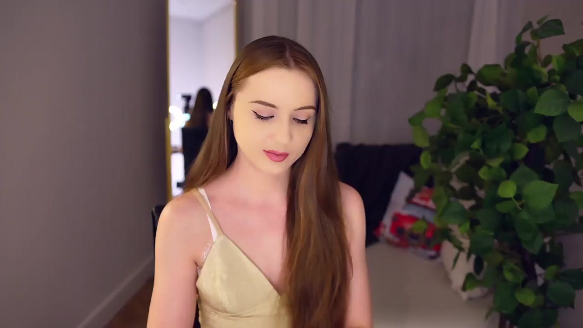 Gallery image thumbnail from Innocent_Soul's myfreecams stream on, 01/16/2025, 20:20 image 7 of 20