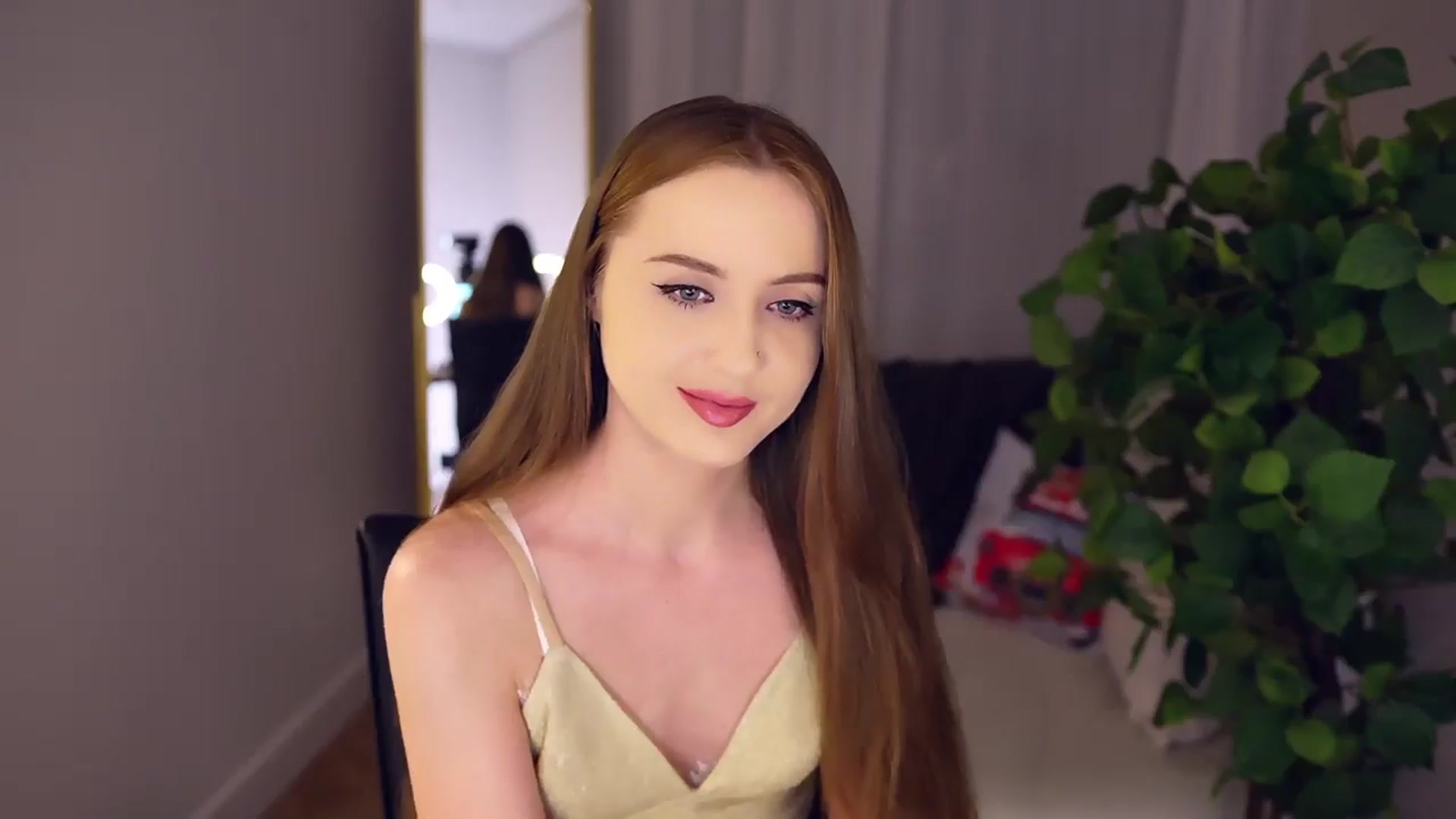 Gallery image thumbnail from Innocent_Soul's myfreecams stream on, 01/16/2025, 20:20 image 8 of 20
