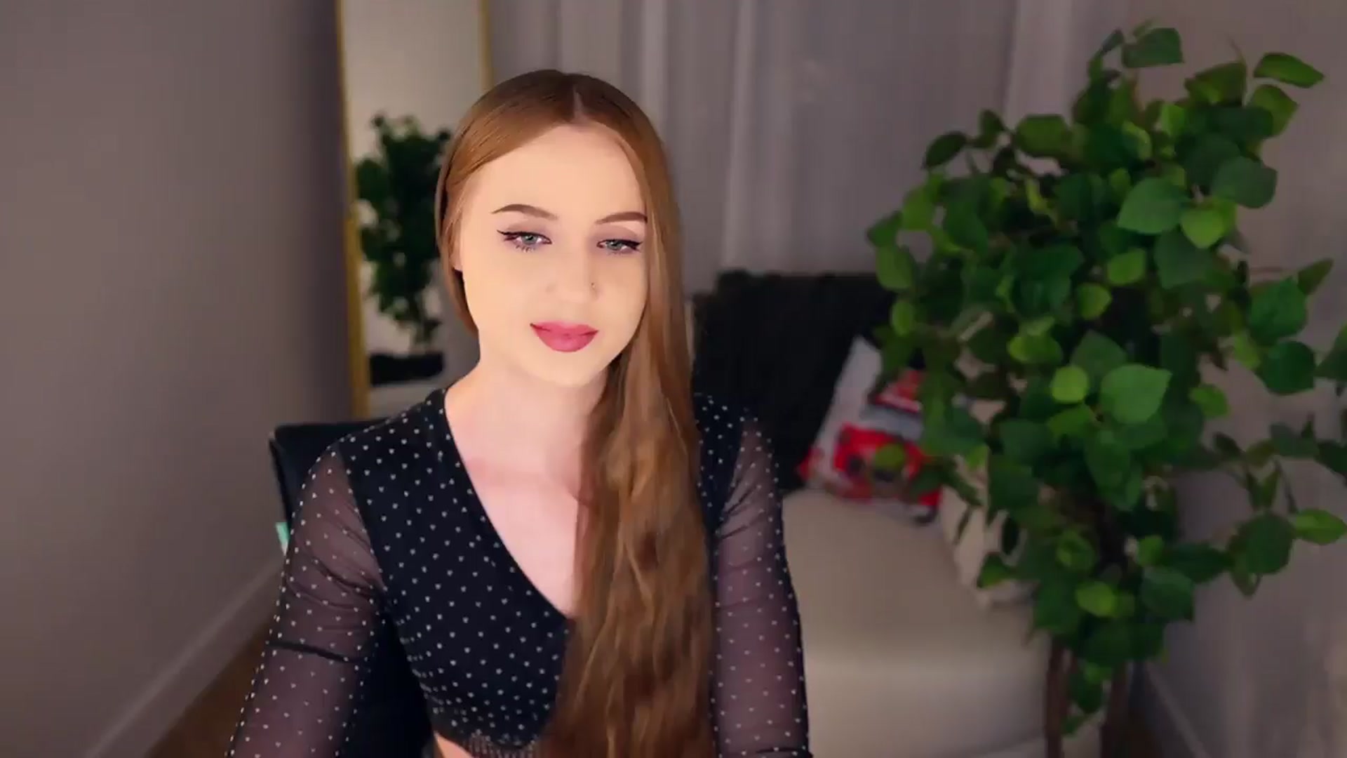 Gallery image thumbnail from Innocent_Soul's myfreecams stream on, 01/20/2025, 17:28 image 19 of 20