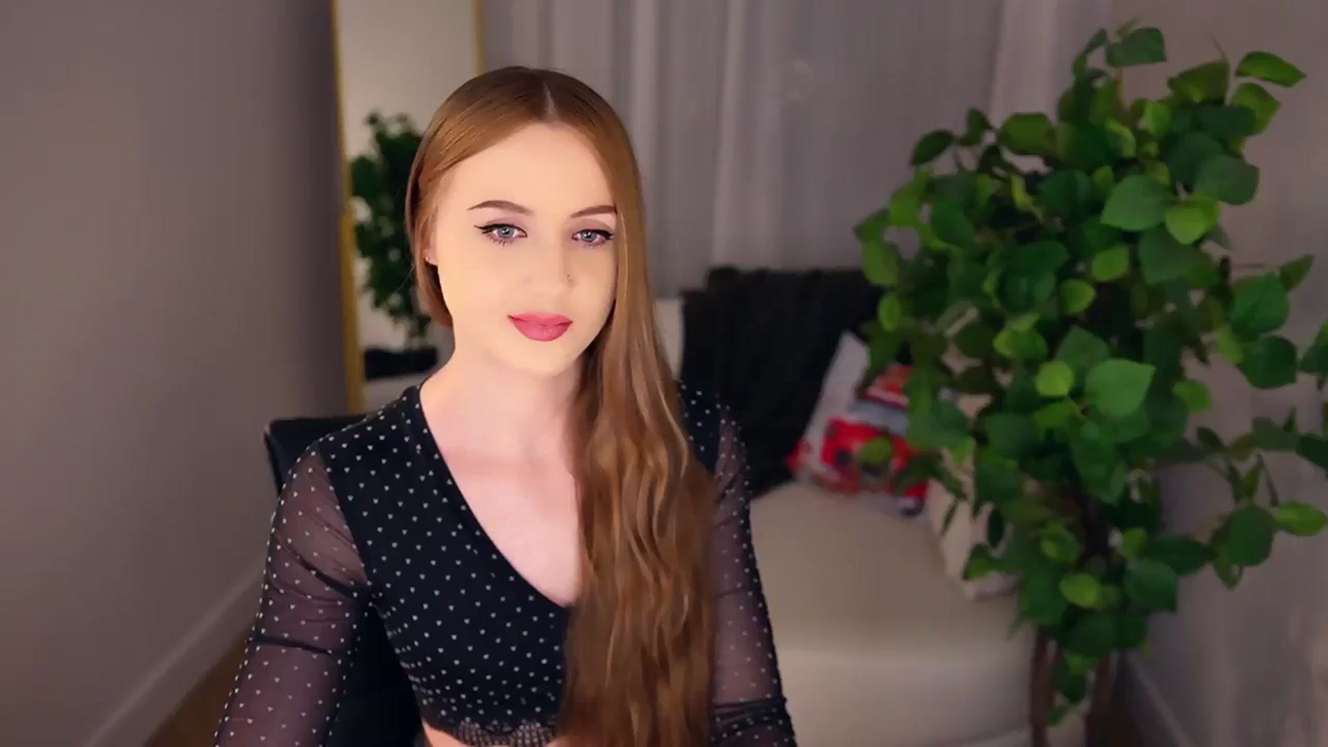 Gallery image thumbnail from Innocent_Soul's myfreecams stream on, 01/20/2025, 17:28 image 18 of 20