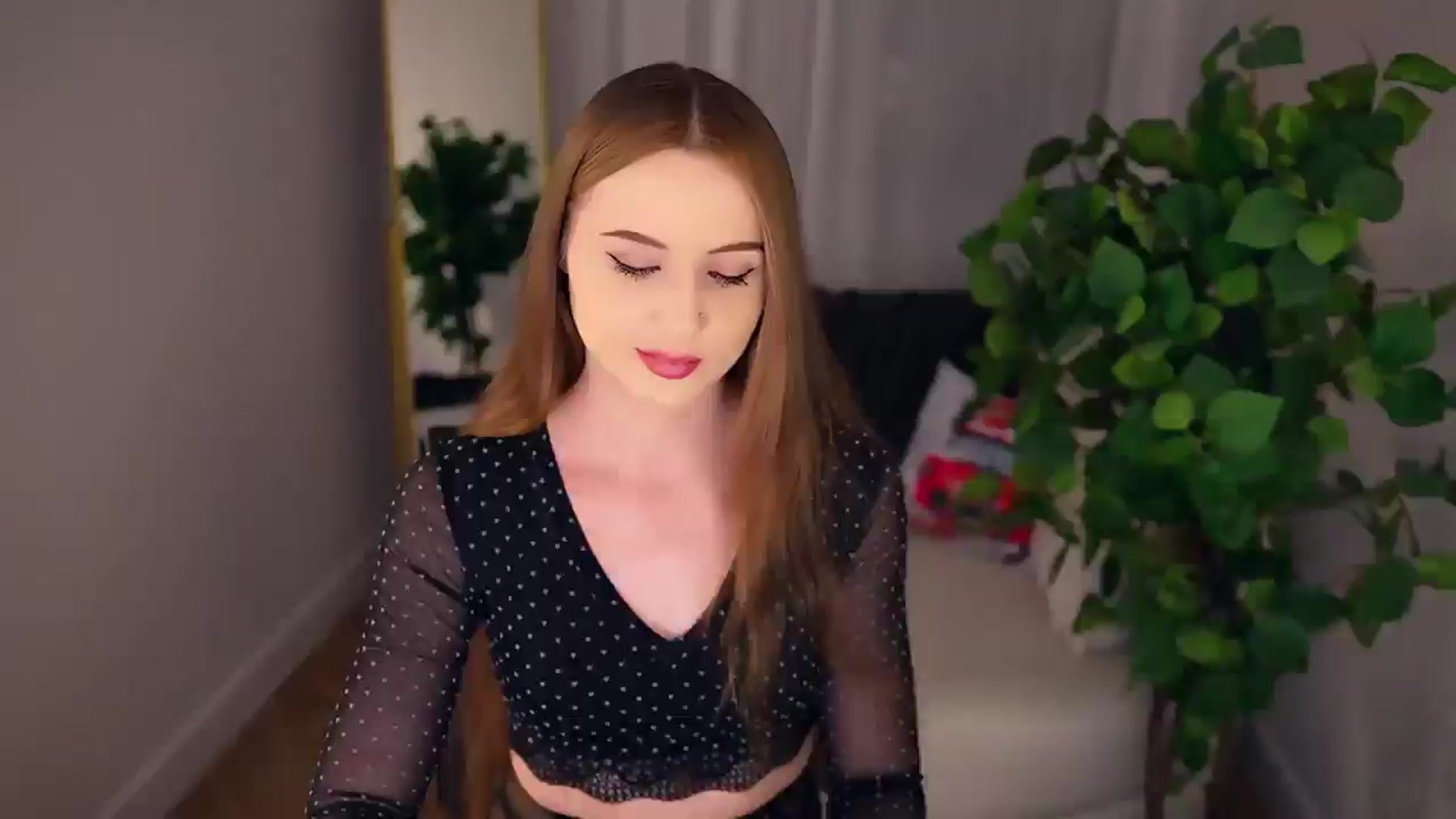 Gallery image thumbnail from Innocent_Soul's myfreecams stream on, 01/20/2025, 19:59 image 4 of 20