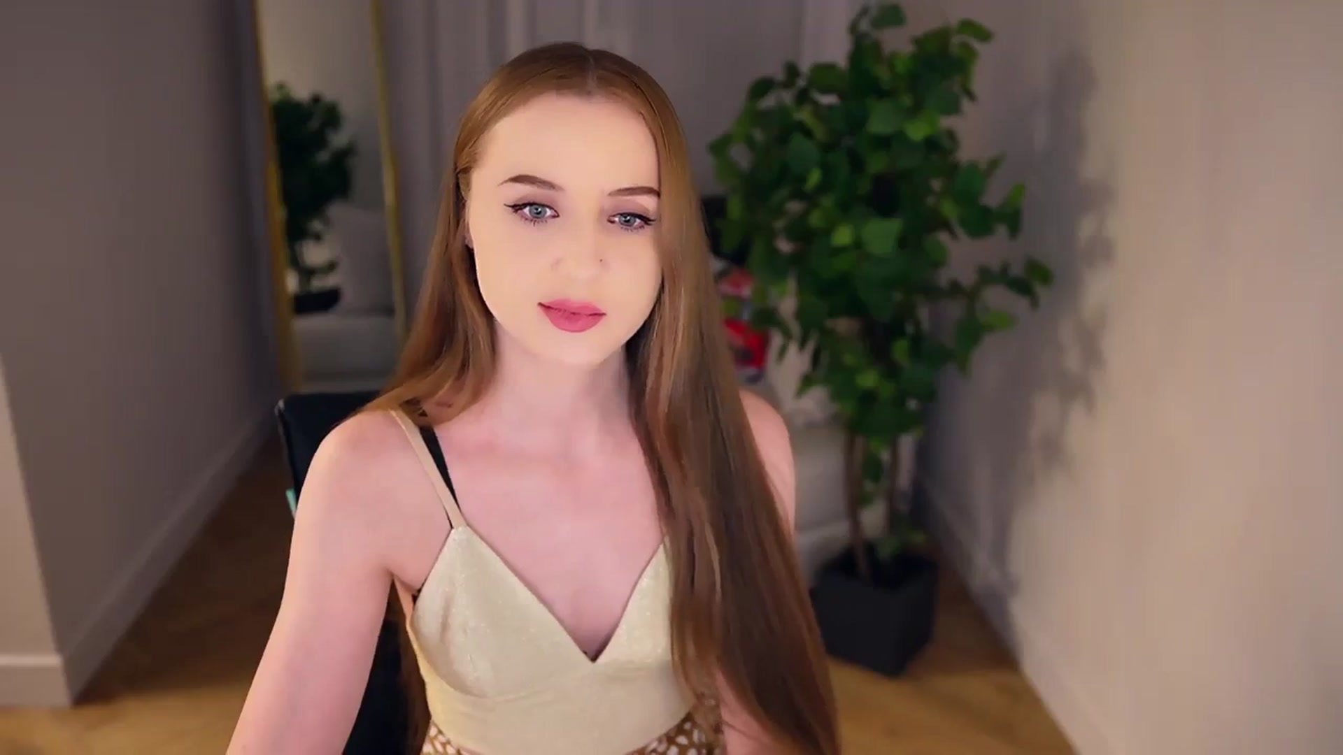 Gallery image thumbnail from Innocent_Soul's myfreecams stream on, 01/21/2025, 18:18 image 14 of 20