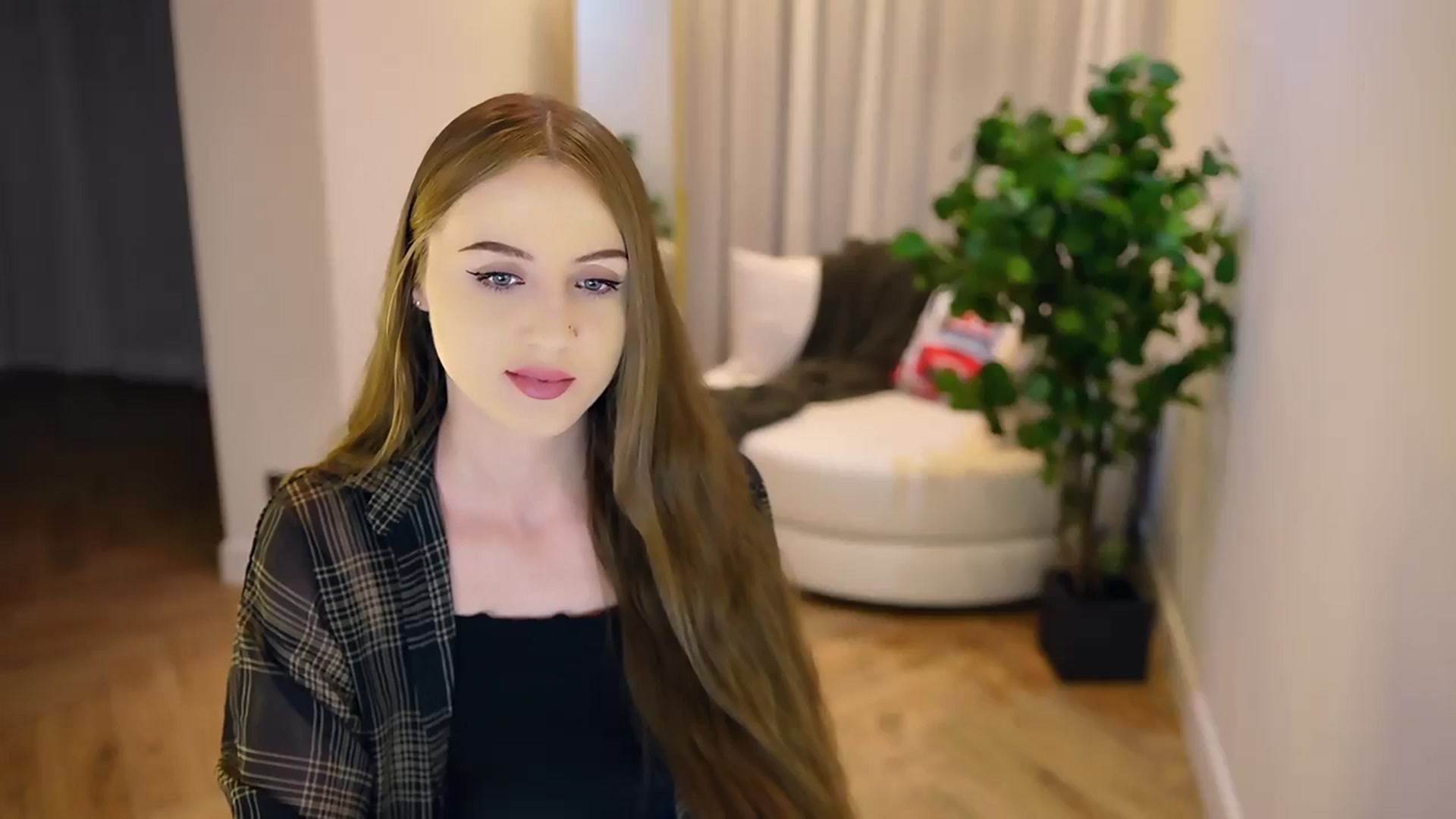 Gallery image thumbnail from Innocent_Soul's myfreecams stream on, 01/23/2025, 15:53 image 9 of 20