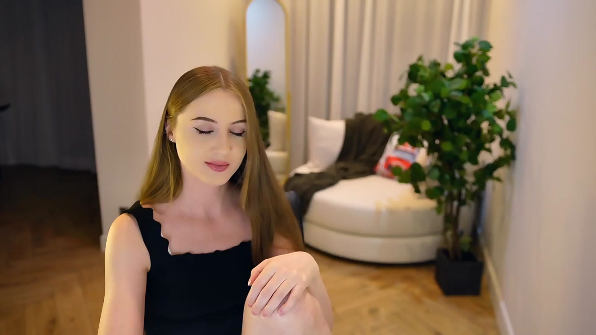 Gallery image thumbnail from Innocent_Soul's myfreecams stream on, 01/23/2025, 18:26 image 20 of 20