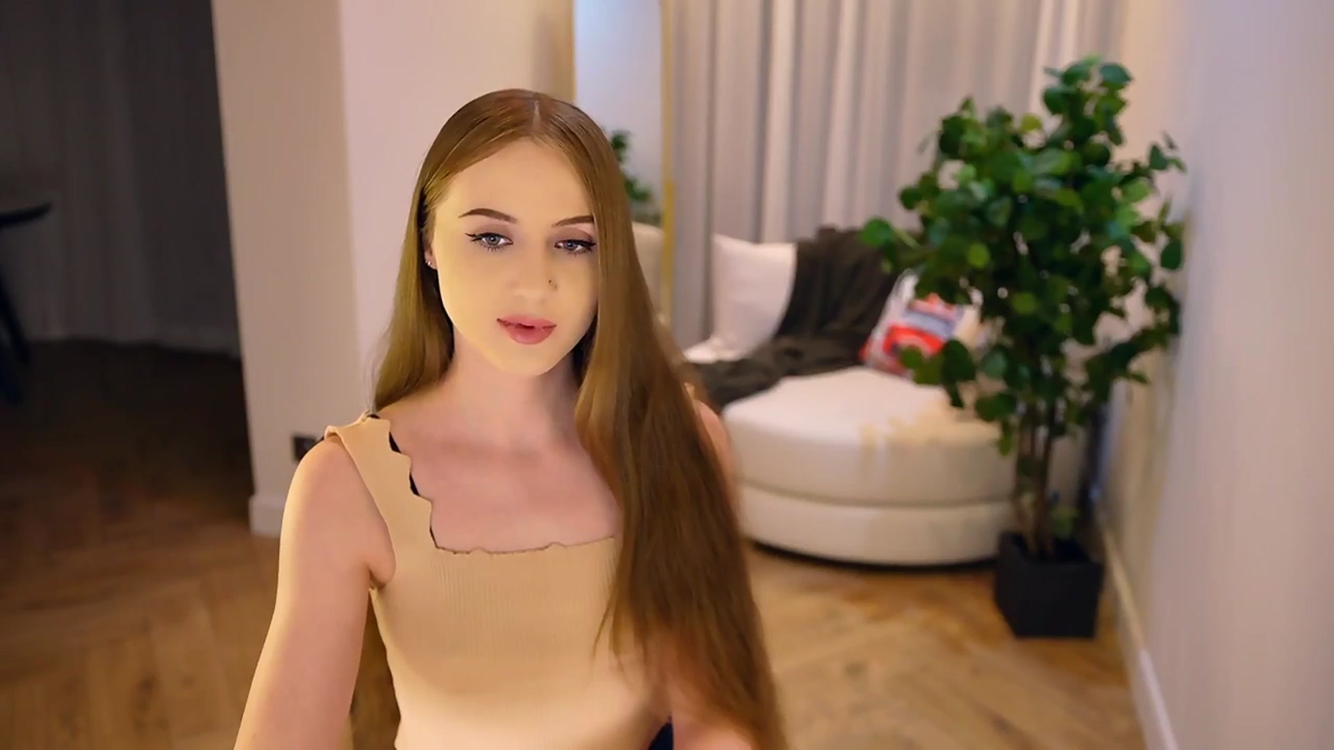 Gallery image thumbnail from Innocent_Soul's myfreecams stream on, 01/24/2025, 19:27 image 5 of 20