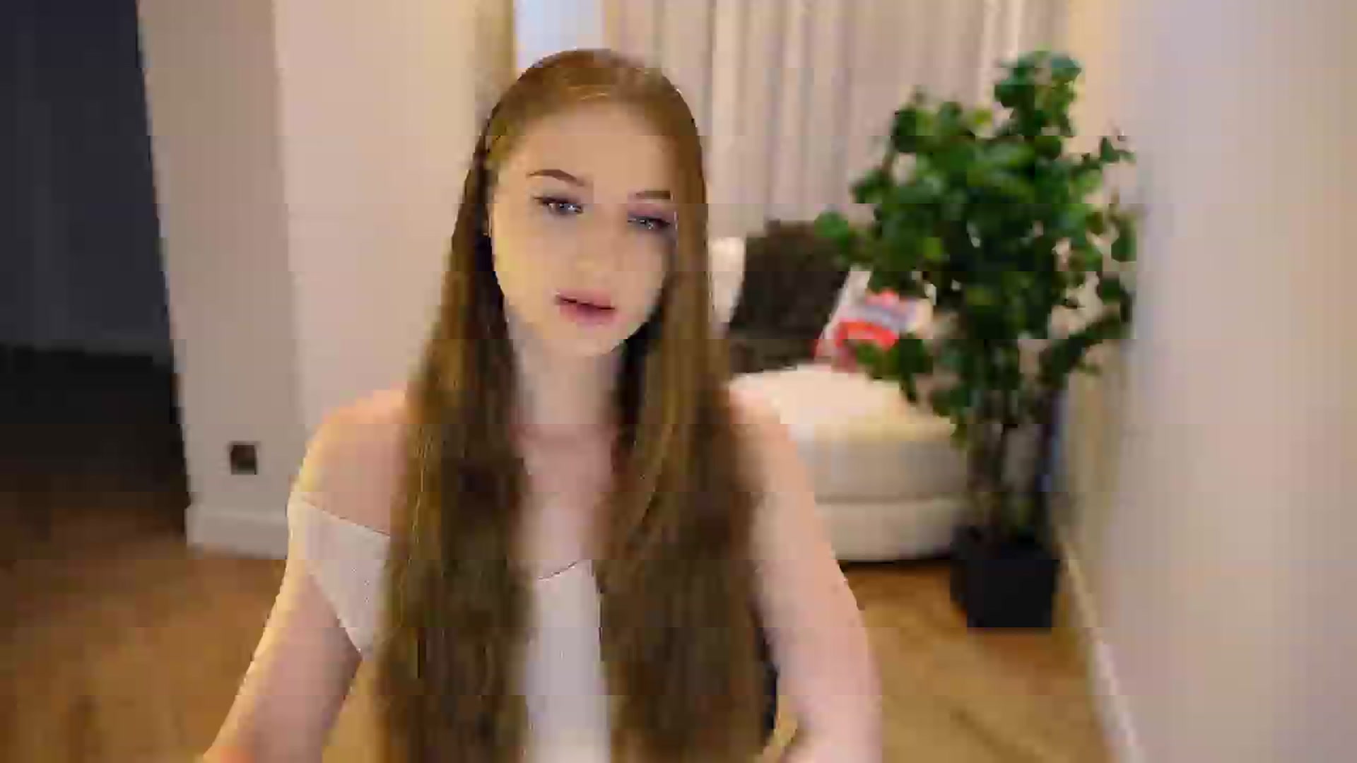 Gallery image thumbnail from Innocent_Soul's myfreecams stream on, 01/29/2025, 14:10 image 9 of 20