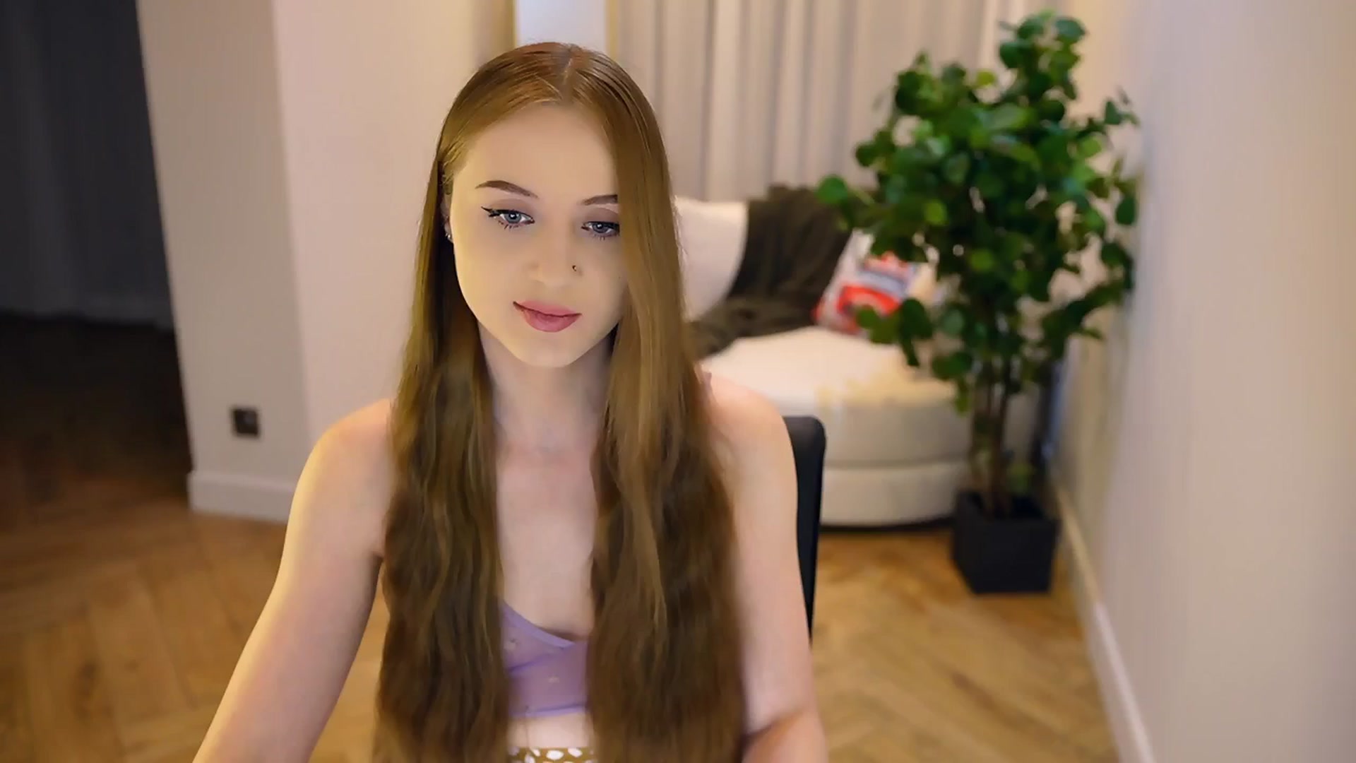 Gallery image thumbnail from Innocent_Soul's myfreecams stream on, 01/29/2025, 15:16 image 9 of 20