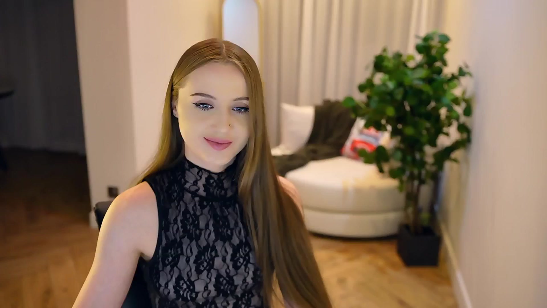 Gallery image thumbnail from Innocent_Soul's myfreecams stream on, 01/30/2025, 17:04 image 9 of 20