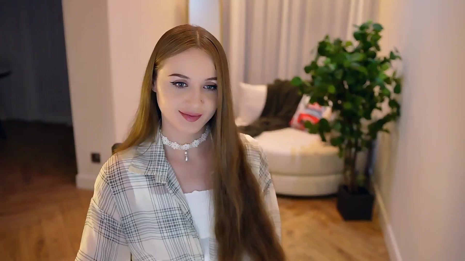 Gallery image thumbnail from Innocent_Soul's myfreecams stream on, 01/31/2025, 15:11 image 5 of 20