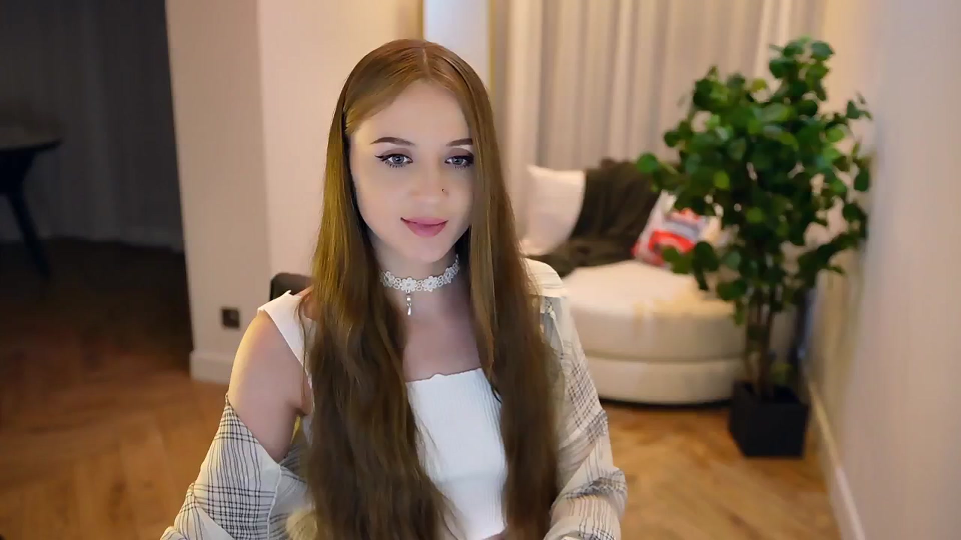 Gallery image thumbnail from Innocent_Soul's myfreecams stream on, 01/31/2025, 15:11 image 18 of 20