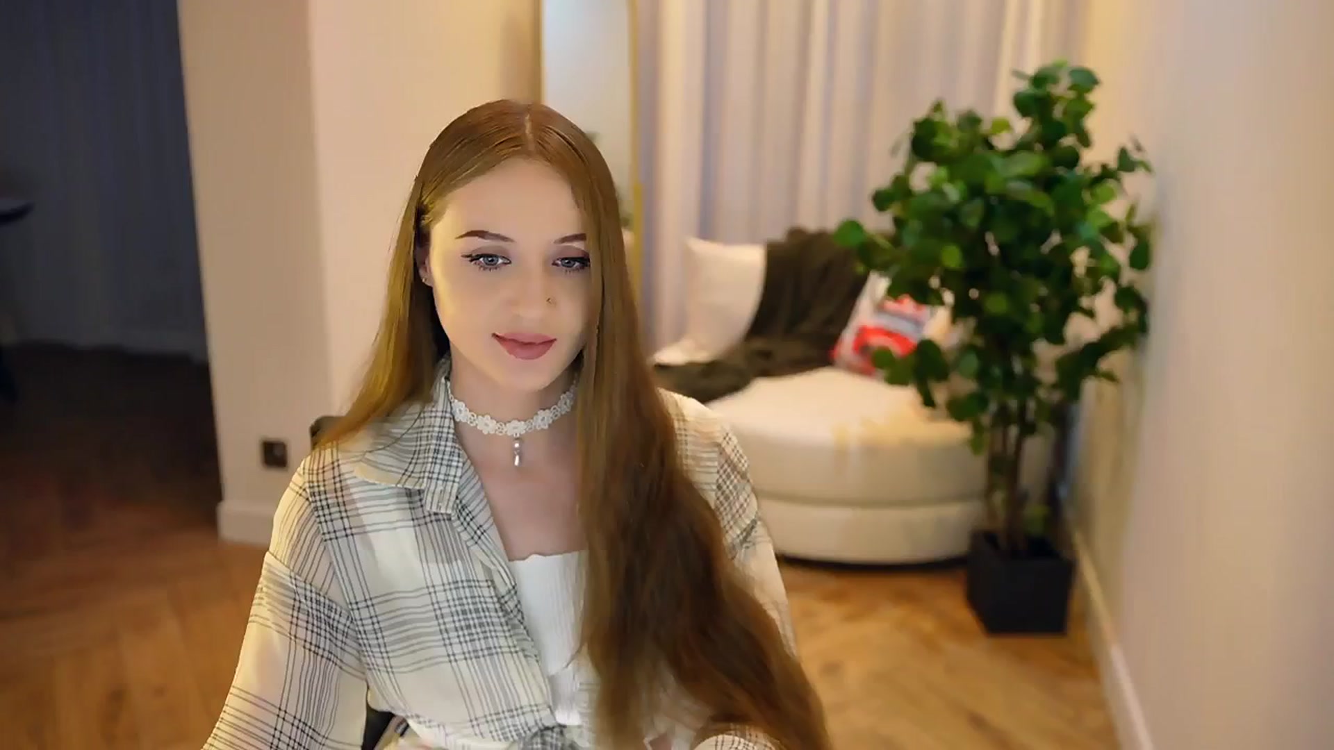 Gallery image thumbnail from Innocent_Soul's myfreecams stream on, 01/31/2025, 15:11 image 3 of 20
