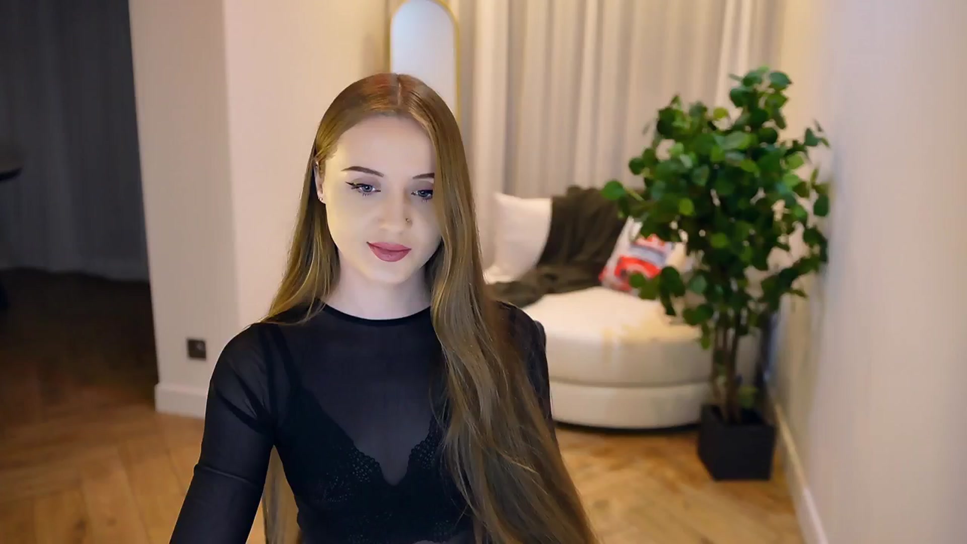 Gallery image thumbnail from Innocent_Soul's myfreecams stream on, 02/03/2025, 18:09 image 1 of 20
