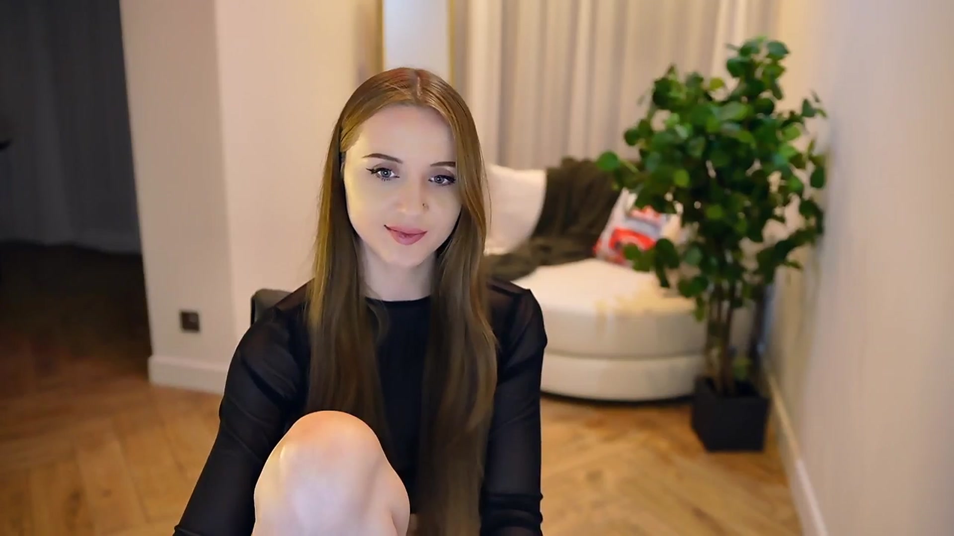 Gallery image thumbnail from Innocent_Soul's myfreecams stream on, 02/03/2025, 21:53 image 12 of 20